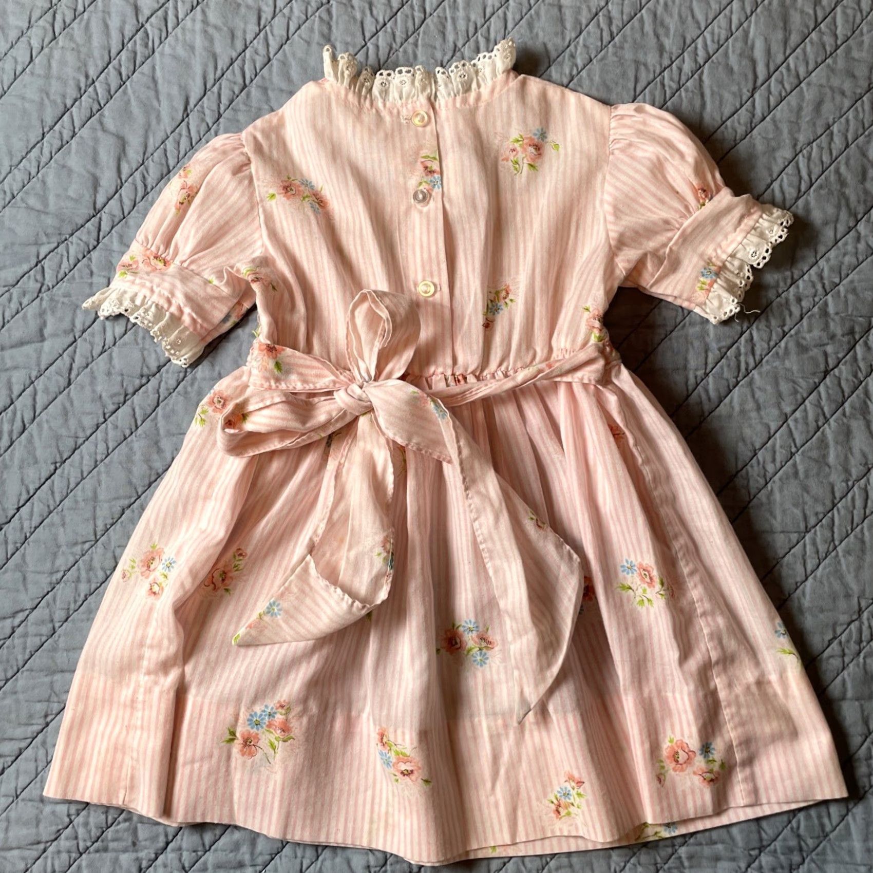Annex VINTAGE Princess Anne Shirt? Dress Girls 4T Pink 1970s Hand Smocked Light Floral Size ONE SIZE - 5 Thumbnail