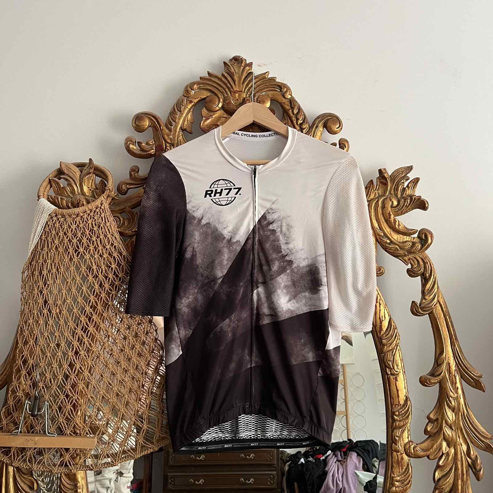 Other RH77 Short Sleeve Cycling Jersey Sz L Size US L / EU 52-54 / 3 - 1 Thumbnail