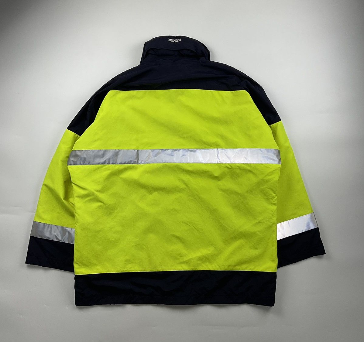 Vetements Vetements F/W'19 Hi Vis Anarchy Parka Jacket Size US S / EU 44-46 / 1 - 3 Thumbnail