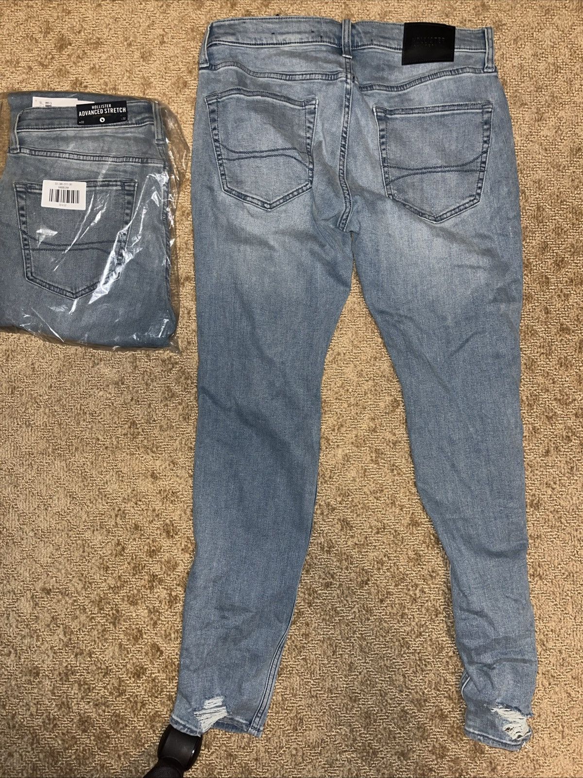 Hollister Hollister Distressed jeans (2 for 1) Size US 33 - 7 Thumbnail