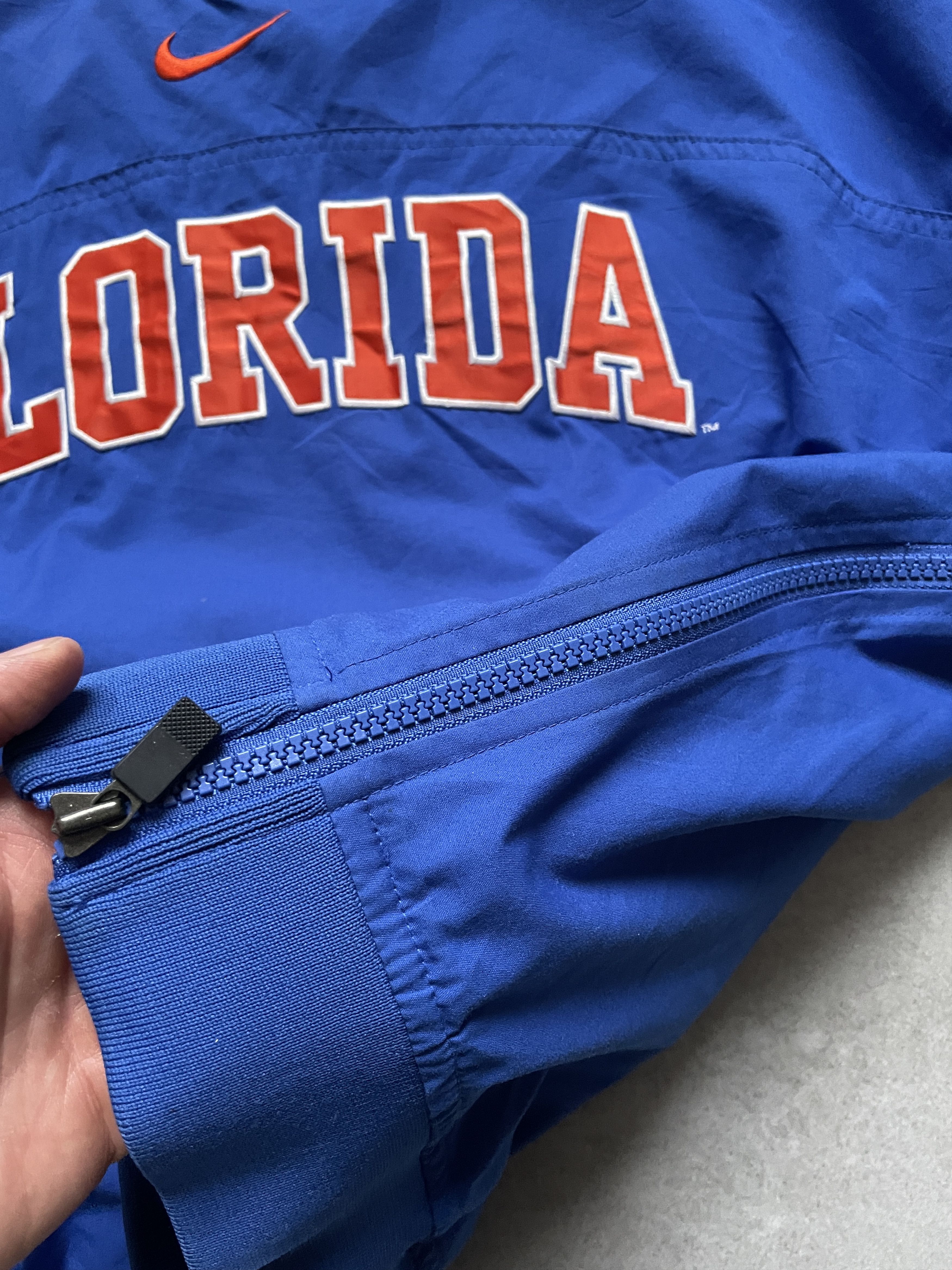 Nike VINTAGE NIKE 90S FLORIDA GATORS BLUE ORANGE LIGHT JACKET Size US L / EU 52-54 / 3 - 6 Thumbnail