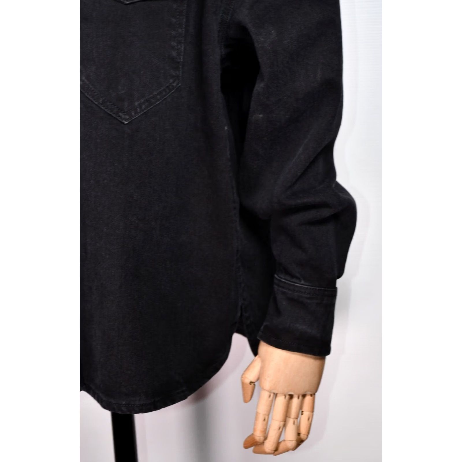 Tom Wood Tom Wood Shirt Jacket Denim Oversized Loose Fit Size S Womens Black Cotton Logo? Size S / US 4 / IT 40 - 5 Thumbnail