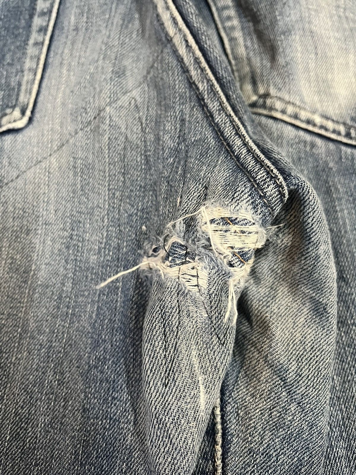Jun Takahashi UniqloY2K Baggy Distress Style Jeans Size US 31 - 10 Thumbnail