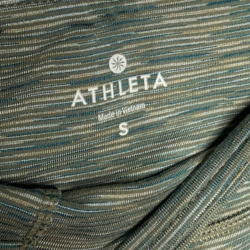 Athleta Athleta Green Chaturanga Cropped Legging Olive Green Small Size 26" / US 2 / IT 38 - 5 Thumbnail