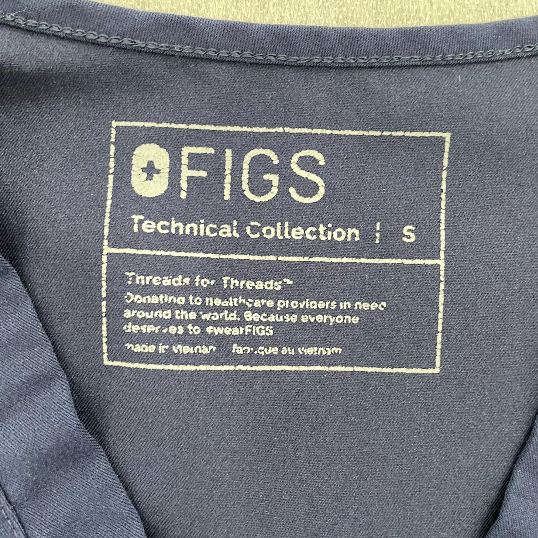 Vintage FIGS Scrubs Womens Small Technical Collection Stretch V Neck Shirt Blue Top Ladies S Size S / US 4 / IT 40 - 7 Thumbnail