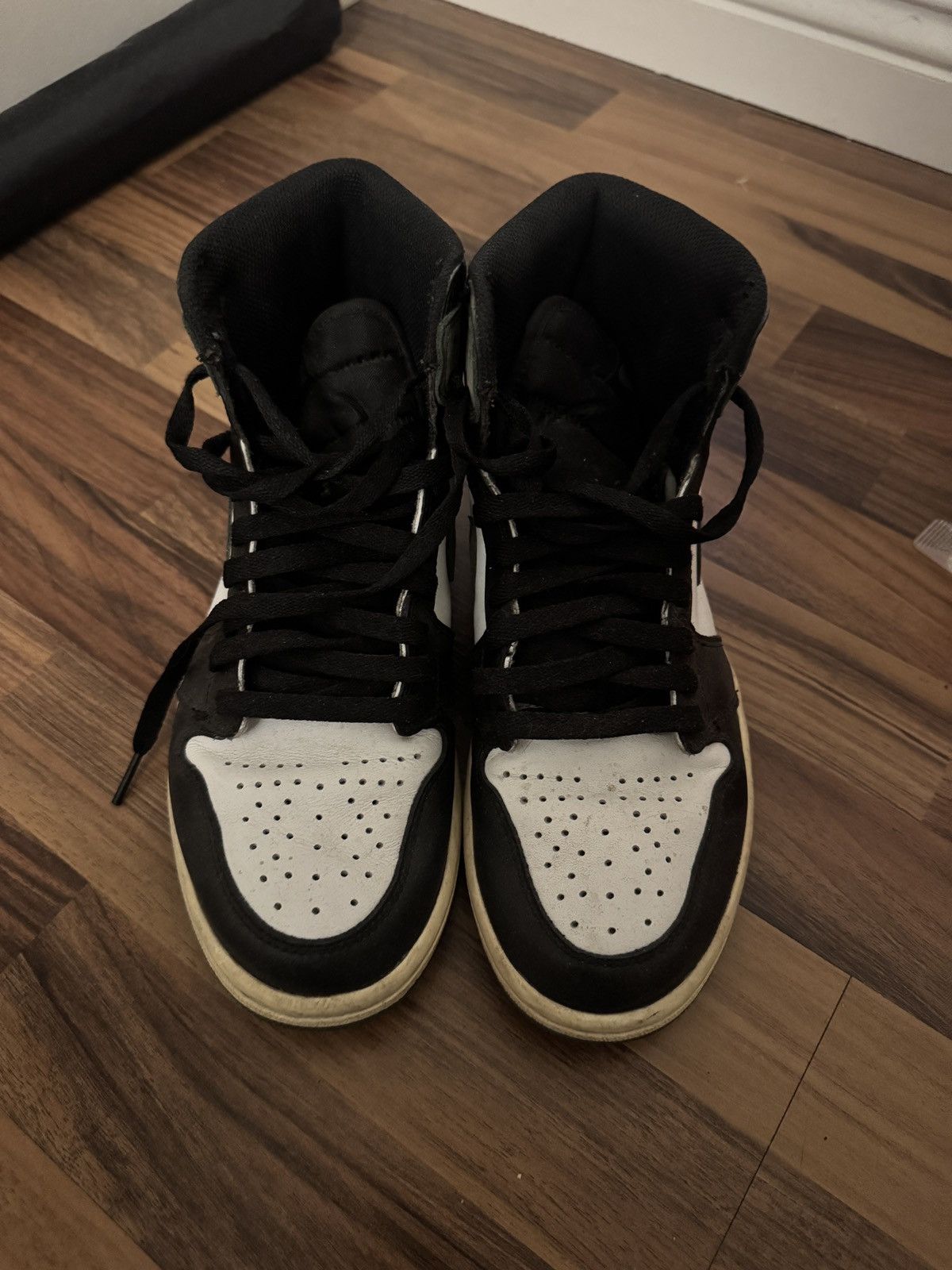 Nike Air Jordan Retro 1 High OC Clay Green Size 7 Size US 7 / EU 40 - 3 Thumbnail