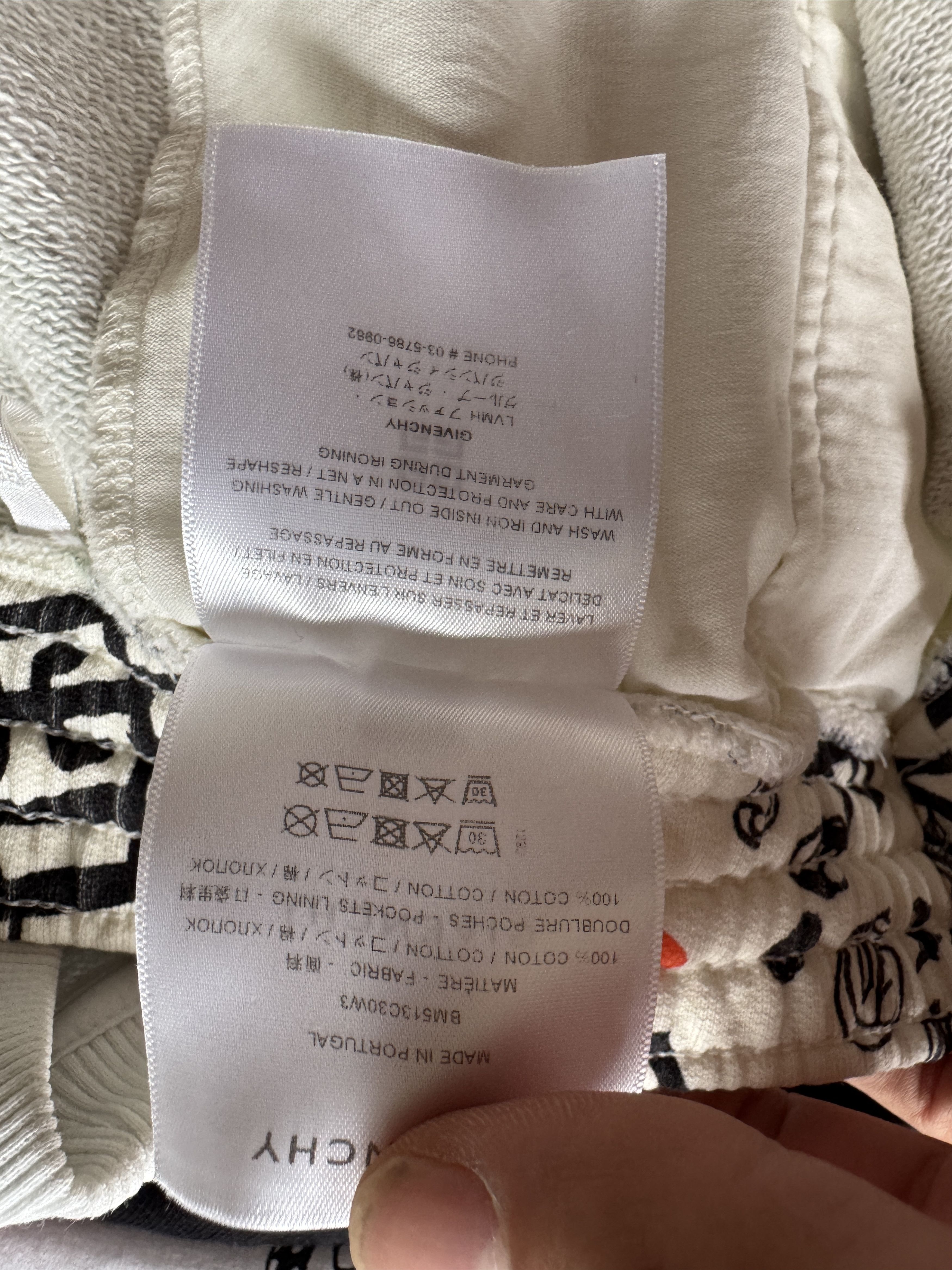 Givenchy Graffiti Scribble Logo Cotton Shorts Size US 34 / EU 50 - 12 Thumbnail