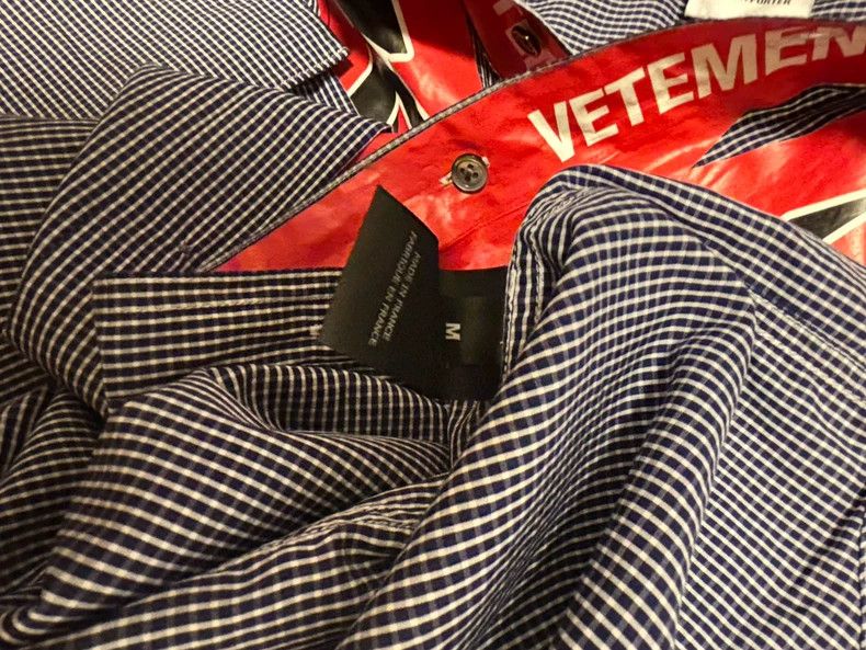 Vetements Vetements Racing Shirt Size US M / EU 48-50 / 2 - 5 Thumbnail