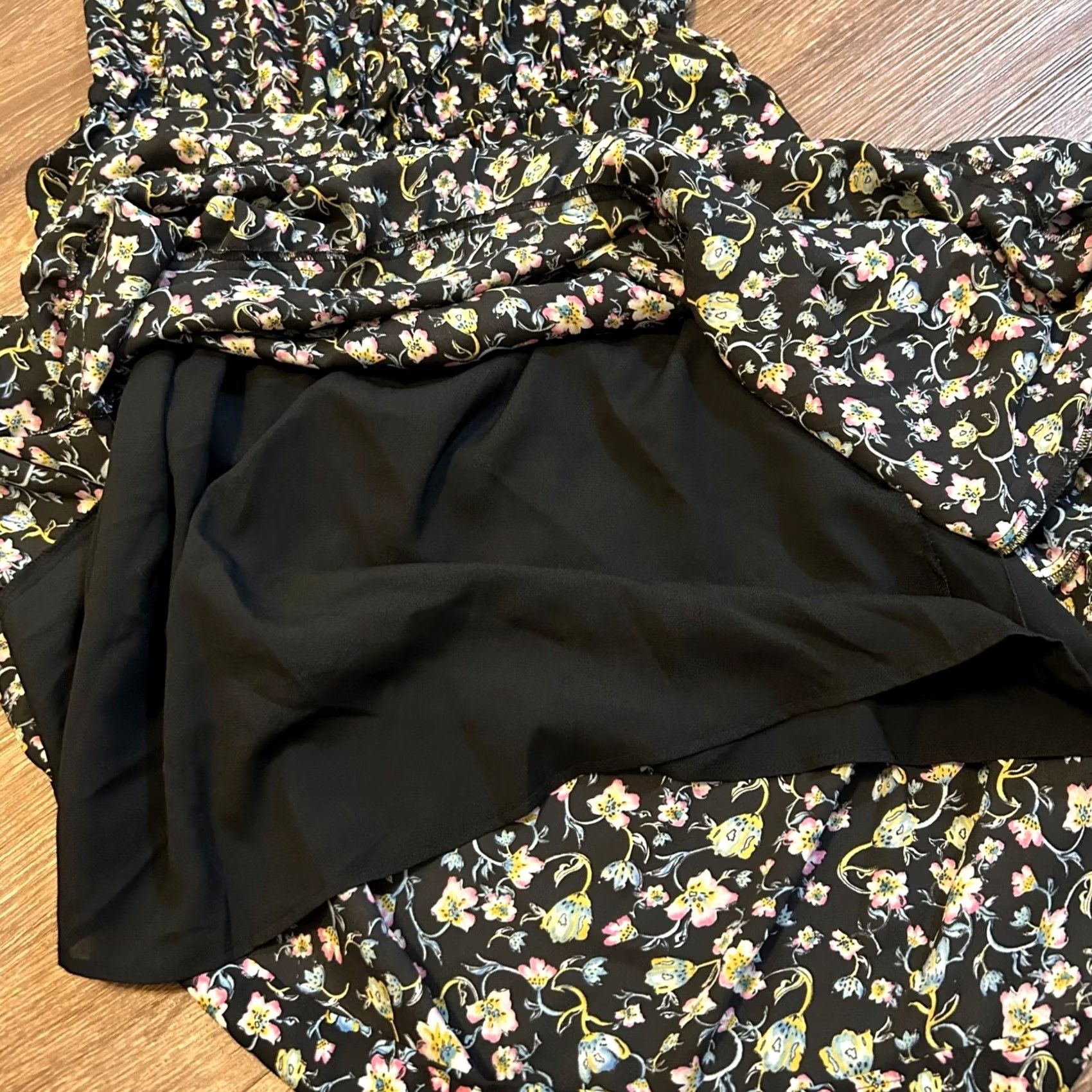 Vintage Who What Wear Floral Maxi Dress Sleeveless Black Women Medium Ruffle Trim Button Down Casual Summer Boho Dress Size M / US 6-8 / IT 42-44 - 5 Thumbnail