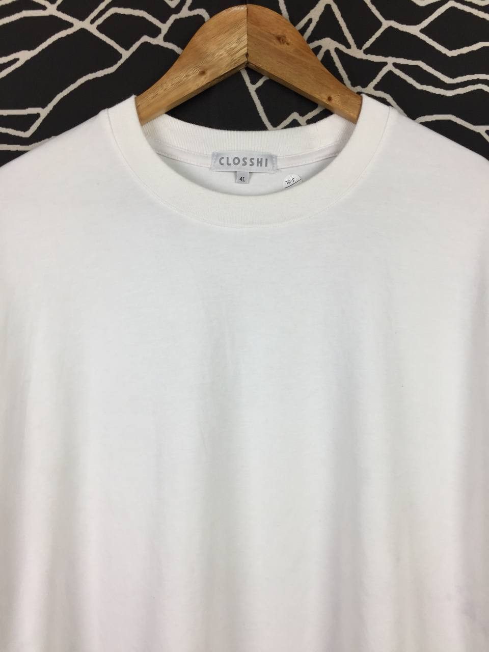 Japanese Brand CLOSSHI Japanese Brand Basic White Plain Casual Tee Size US XXL / EU 58 / 5 - 3 Thumbnail
