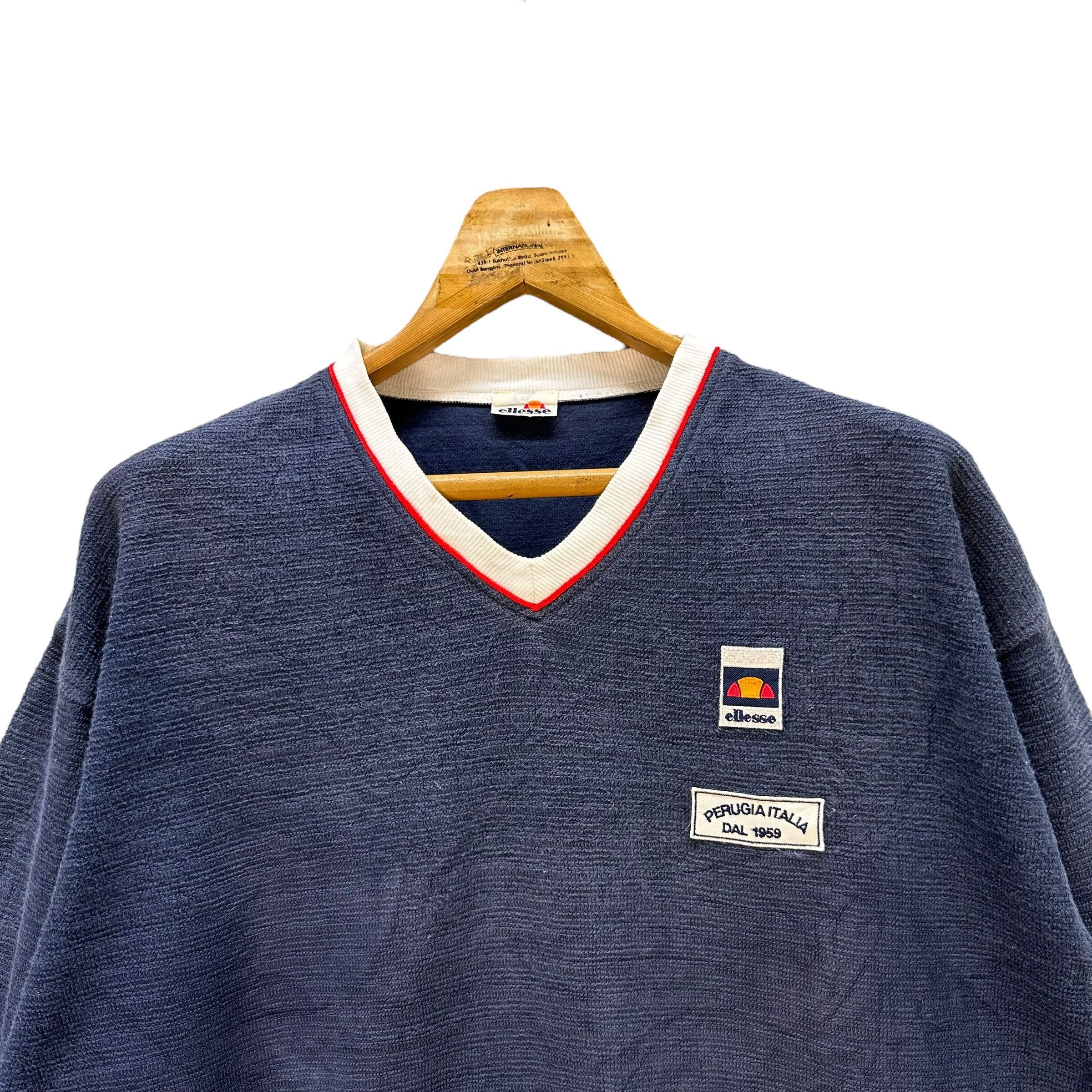 Ellesse Ellesse Embroidery Small Logo V Neck Sweatshirts #9127-60 Size US S / EU 44-46 / 1 - 2 Thumbnail