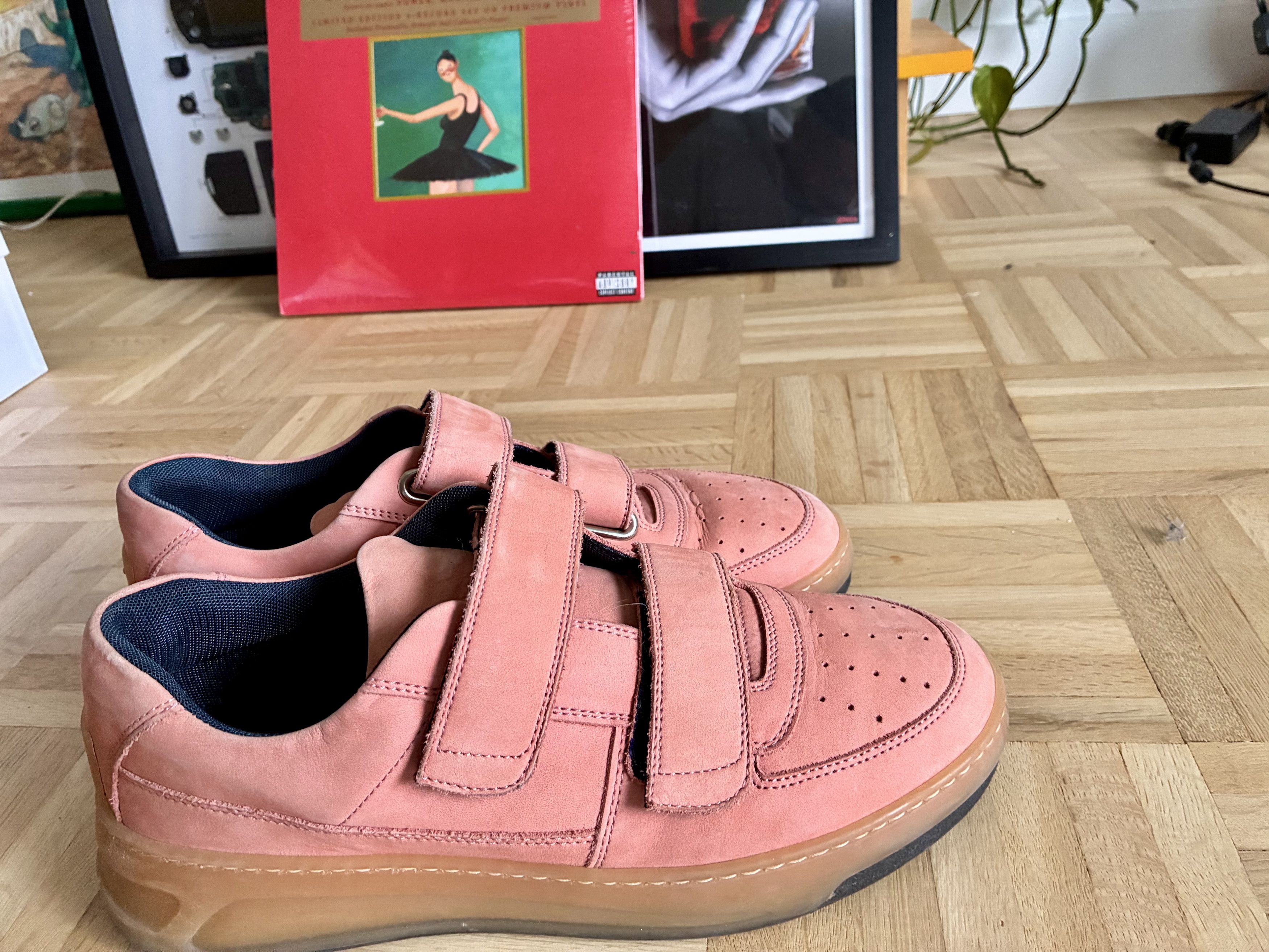 Acne Studios Acne Studios Pink Leather Steffey Velcro Strap Sneakers 9 Size US 9 / EU 42 - 1 Thumbnail