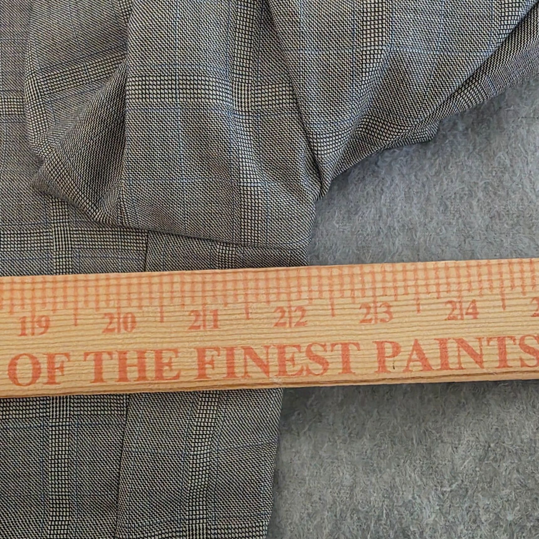 Jos. A. Bank Jos A Bank Signature Gold 2 Piece Suit Men's 42R 33W Gray Wool Plaid Windowpane Suit Size 42R - 6 Thumbnail