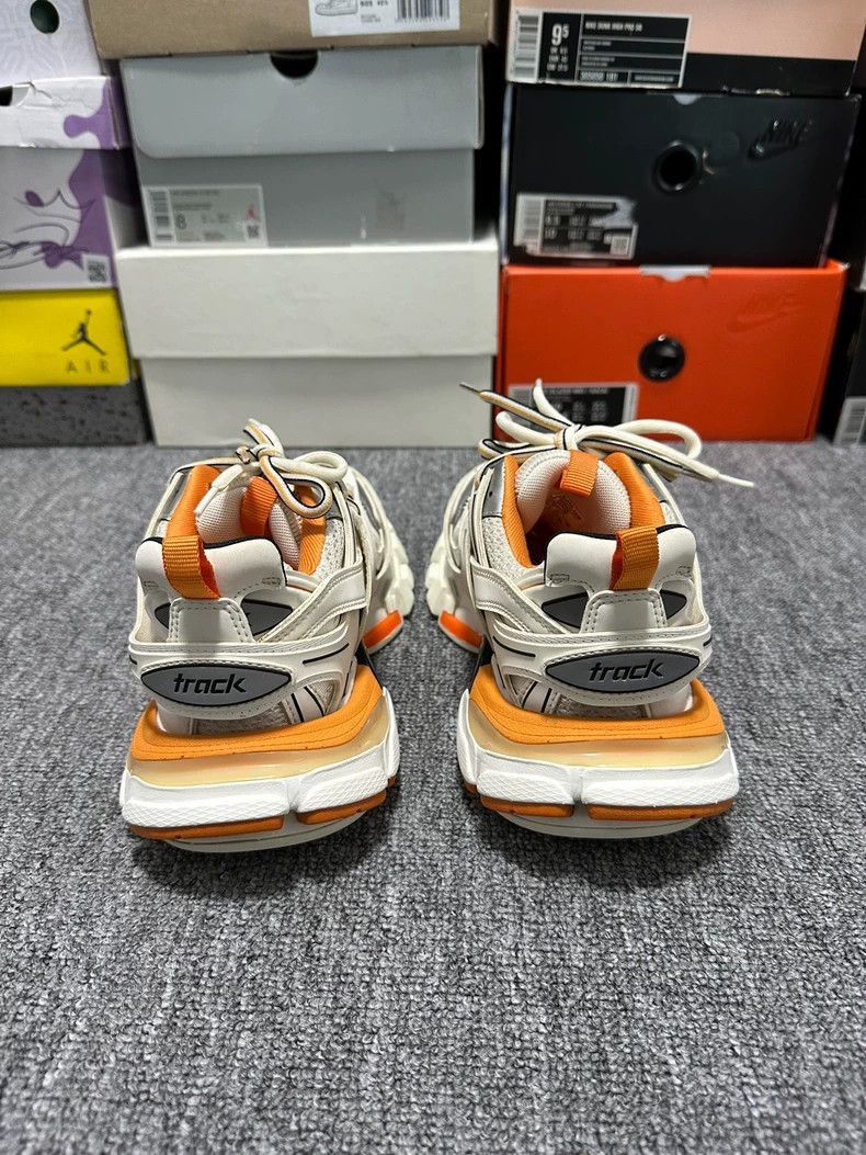 Balenciaga Balenciaga Balenciaga Track Sneakers White Orange Size 36 Size US 6 / IT 36 - 3 Thumbnail