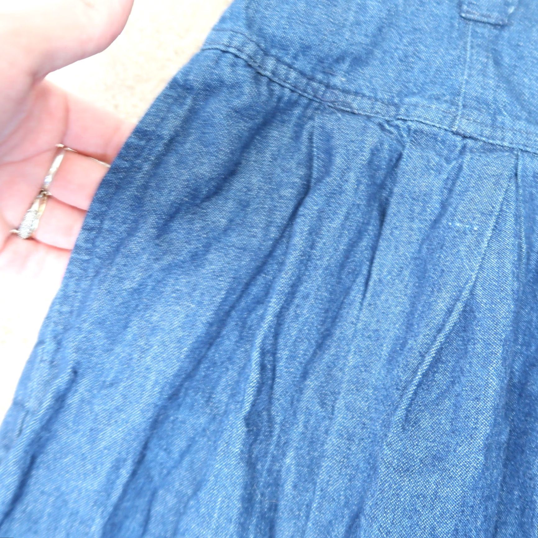 Denime VINTAGE Dark Wash Blue Denim A-line Western Midi Skirt 8 1980s Casual Cotton Womens/Girls (if applicable) Size 27" / US 4 / IT 40 - 4 Thumbnail