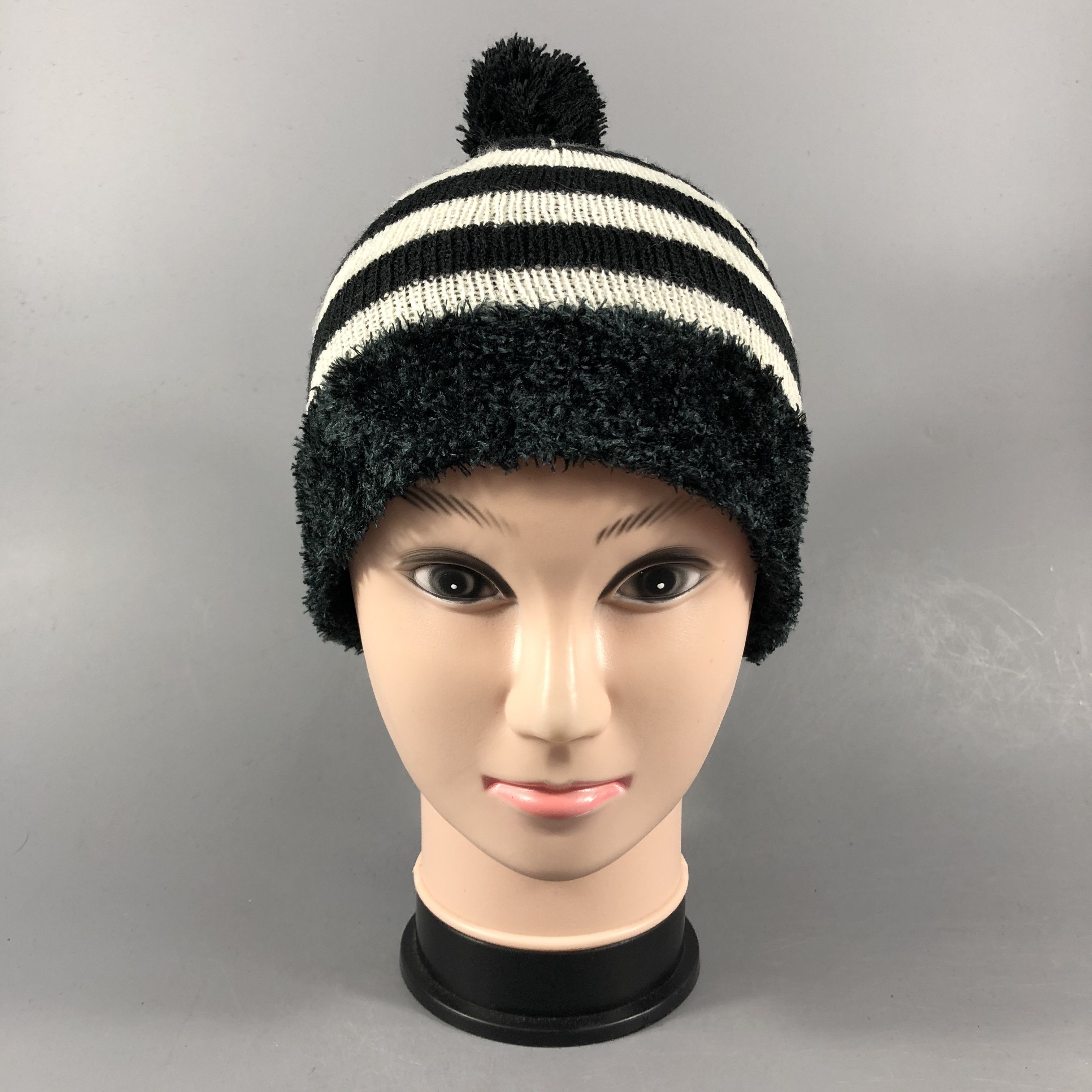 Japanese Brand Striped Snow Cap Beanie Hats Crochet Hats Knit Size ONE SIZE - 1 Thumbnail