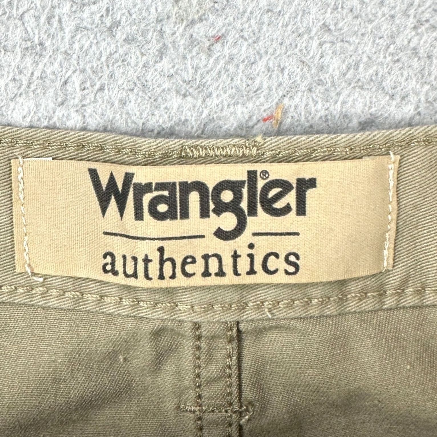 Wrangler VINTAGE Size US 42 / EU 58 - 4 Thumbnail