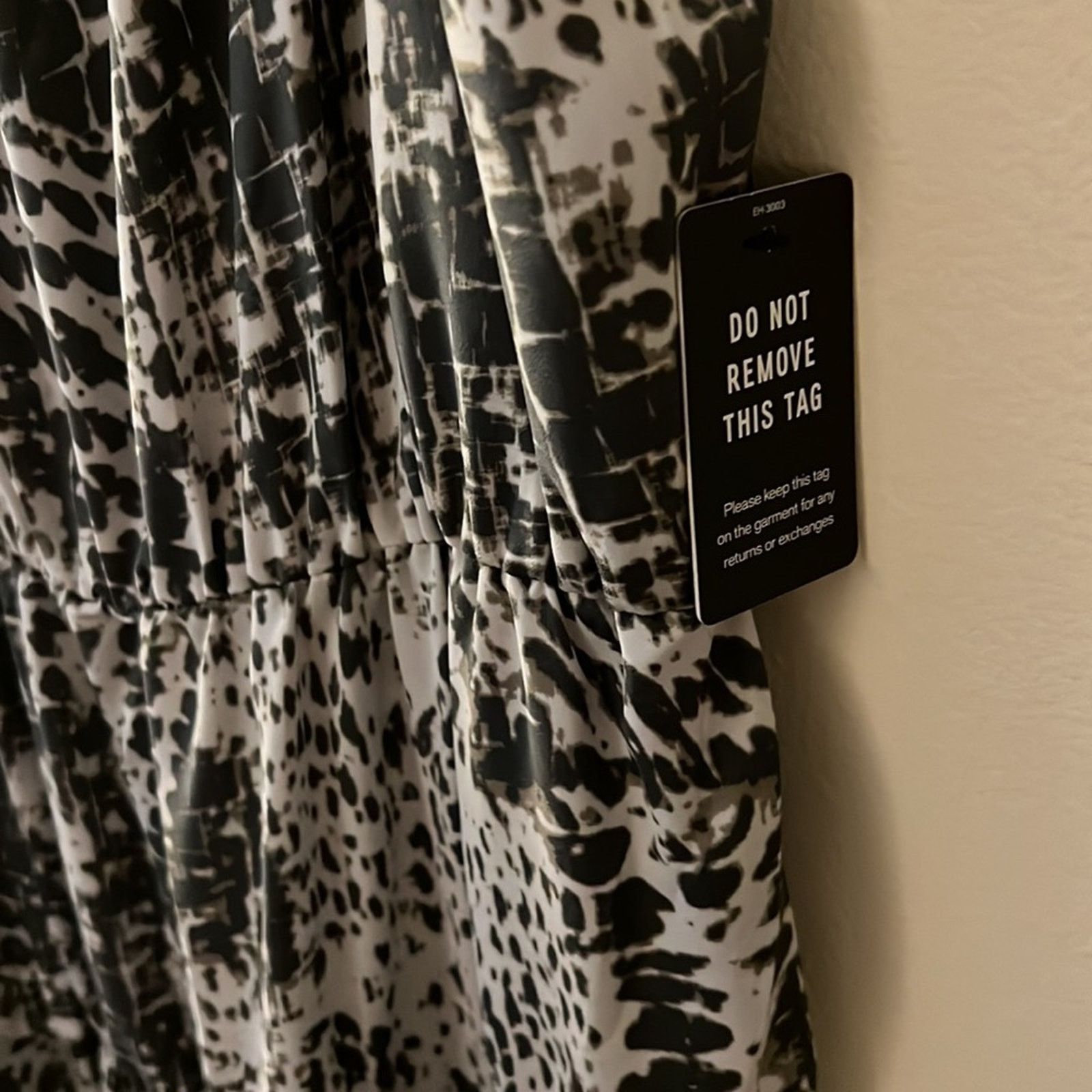 Express Express Gray Animal Print Tiered Dress Size M Size M / US 6-8 / IT 42-44 - 7 Thumbnail