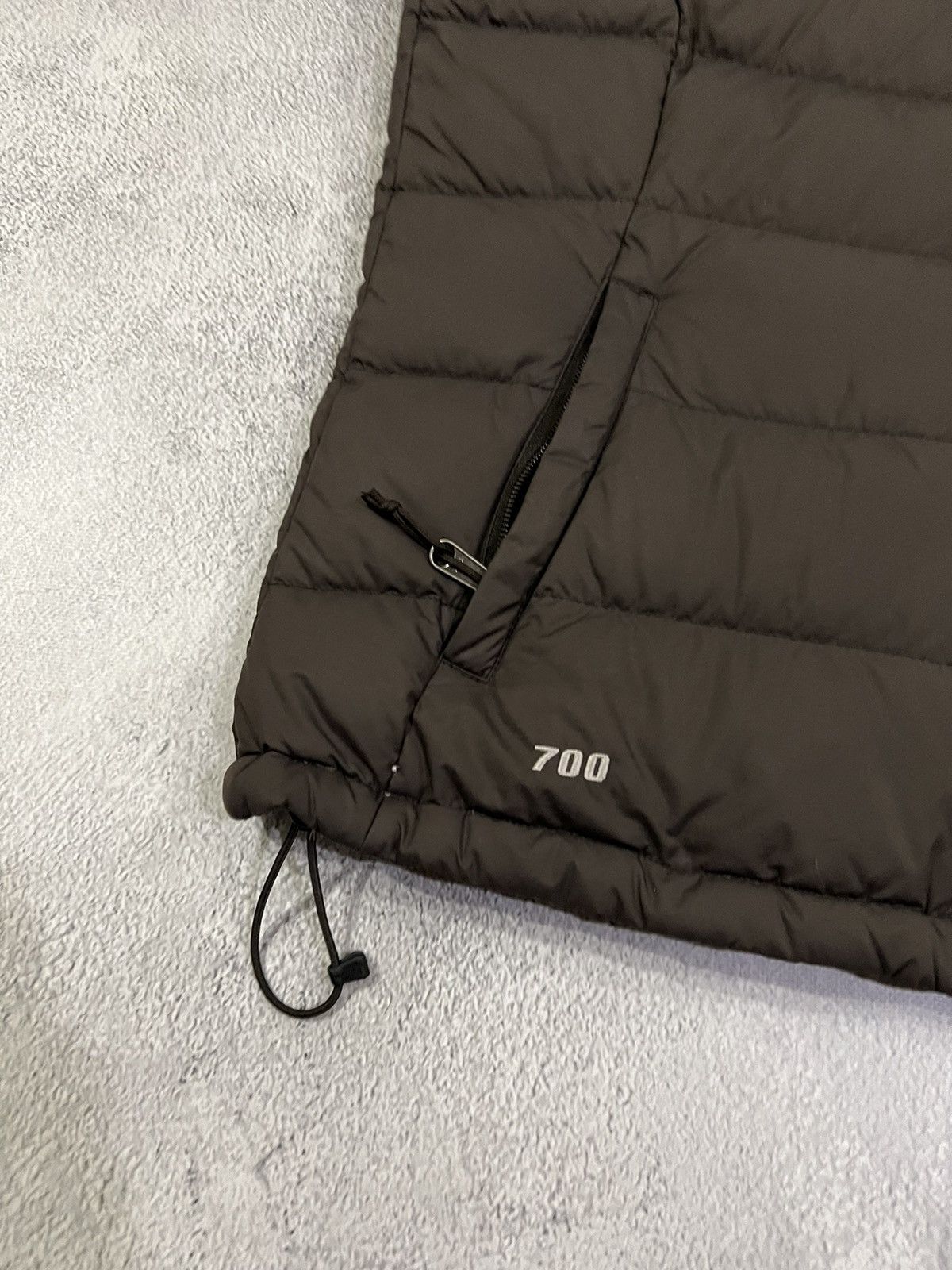 The North Face × Vintage Vintage Y2k Brown 🤎 The North Face 700 Down Vests 00’s Size M / US 6-8 / IT 42-44 - 5 Thumbnail