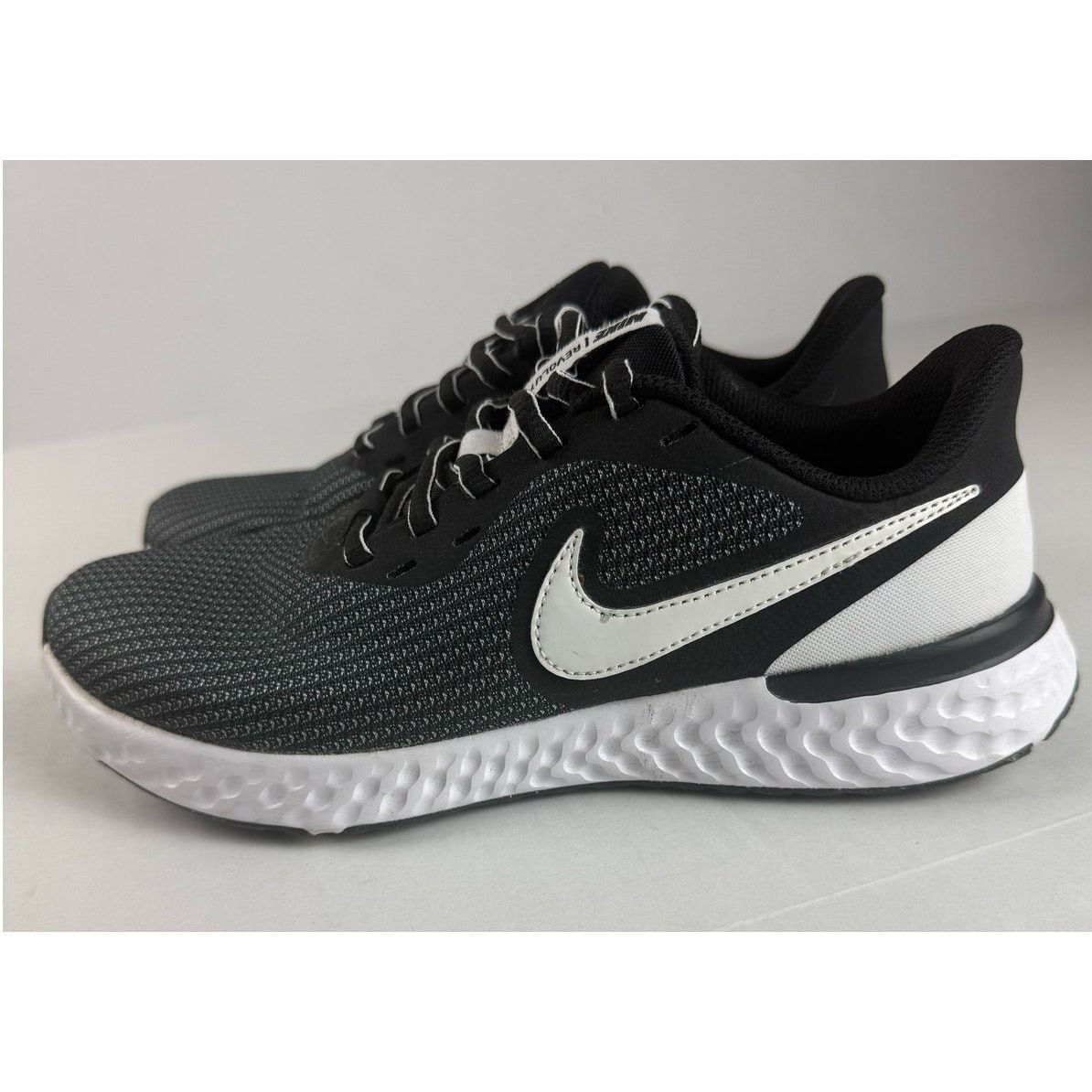 Nike Nike Revolution Size 7 Women's Pre-Owned Size US 7 / IT 37 - 7 Thumbnail