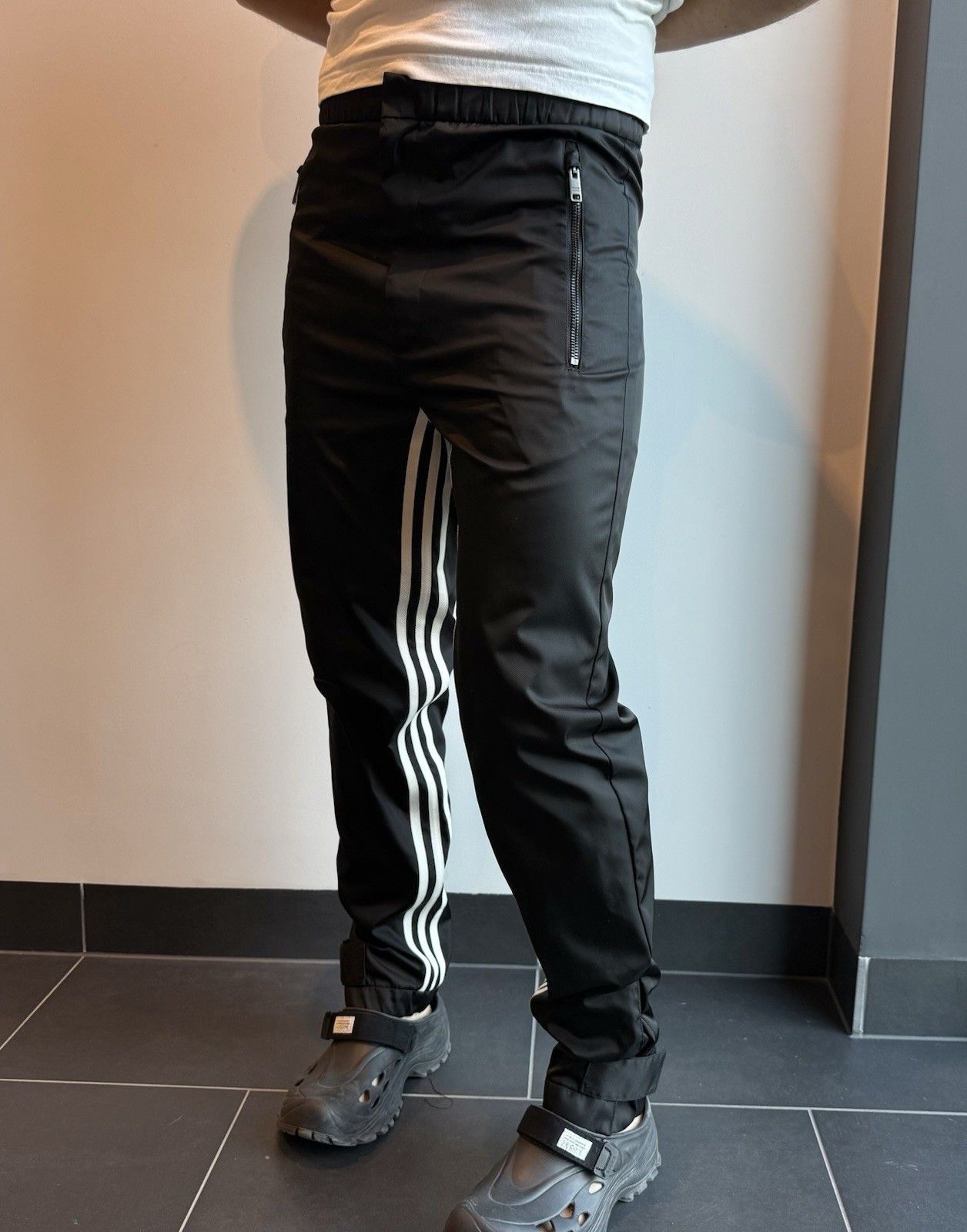 Adidas × Prada DDP Prada x Adidas Original Re-Nylon Pants Black Size XS Size US 30 / EU 46 - 5 Thumbnail