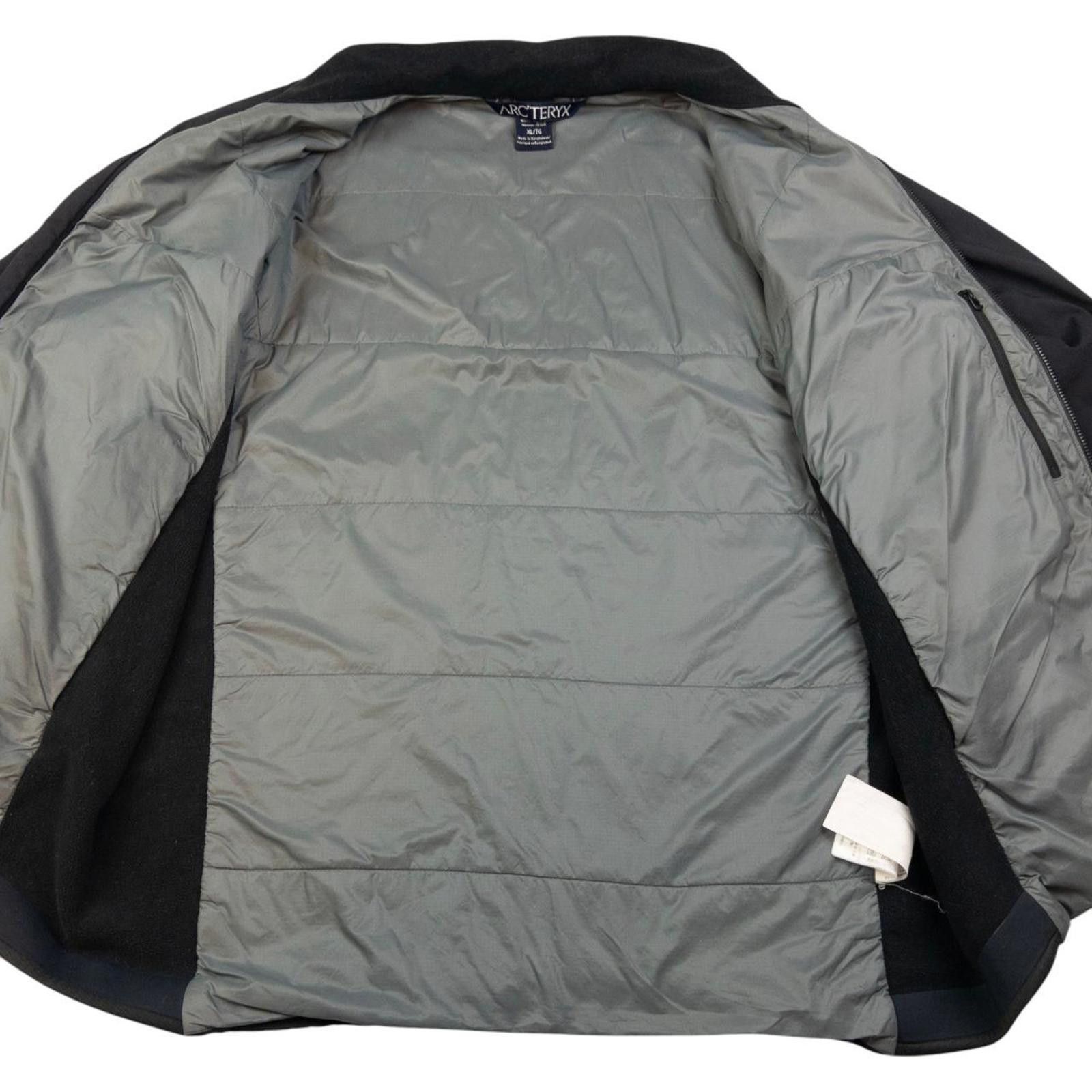 Arc'teryx Vintage Arcteryx Atom Zip Up Jacket Size XL Size US XL / EU 56 / 4 - 4 Thumbnail