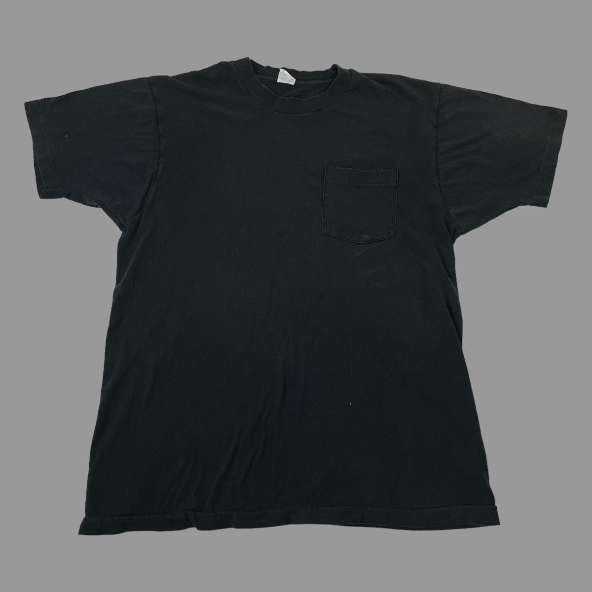 Vintage Vintage 1980s blank pocket t shirt Size US L / EU 52-54 / 3 - 1 Thumbnail