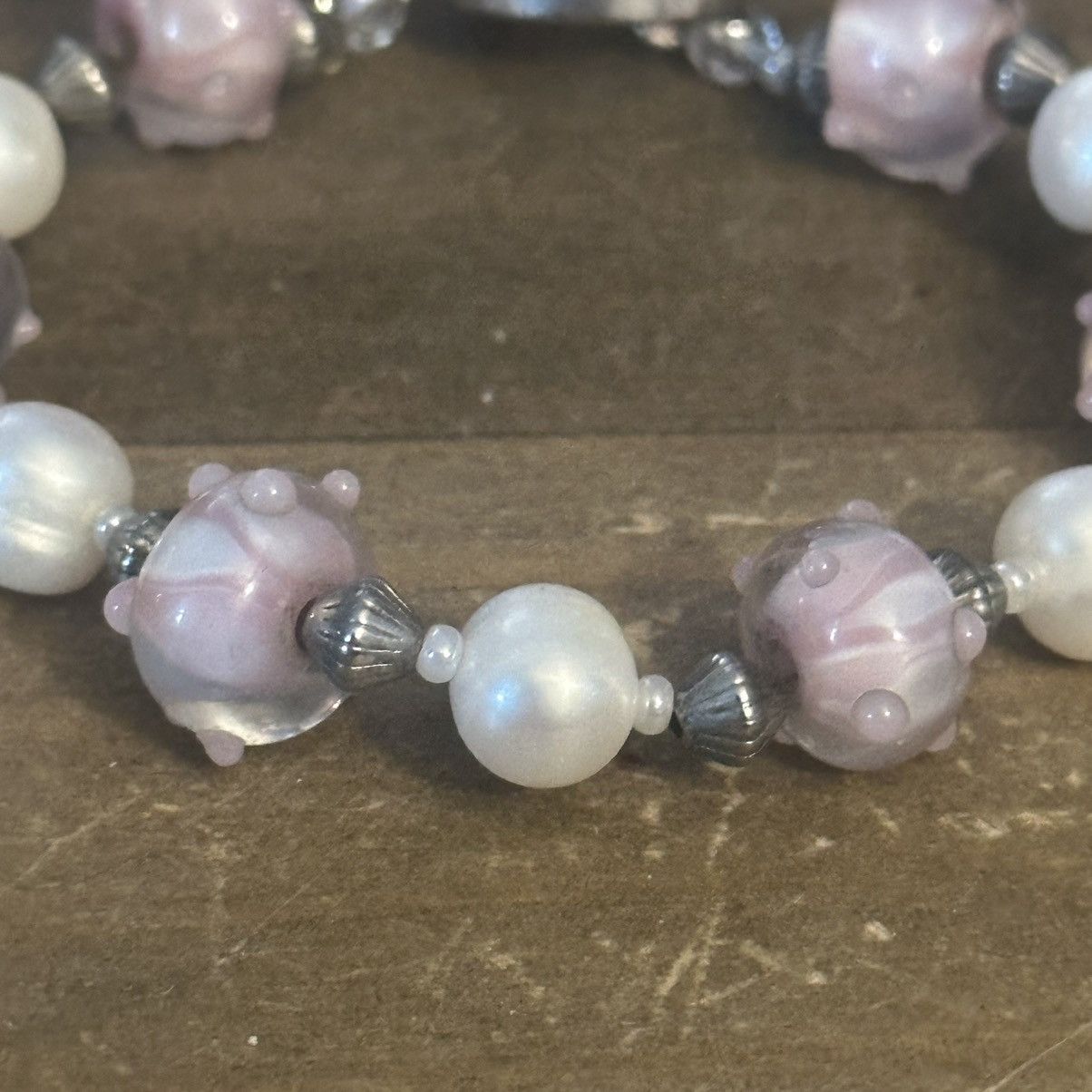 Vintage Vintage cultured pearl and pink lampwork bead bracelet Size ONE SIZE - 4 Thumbnail