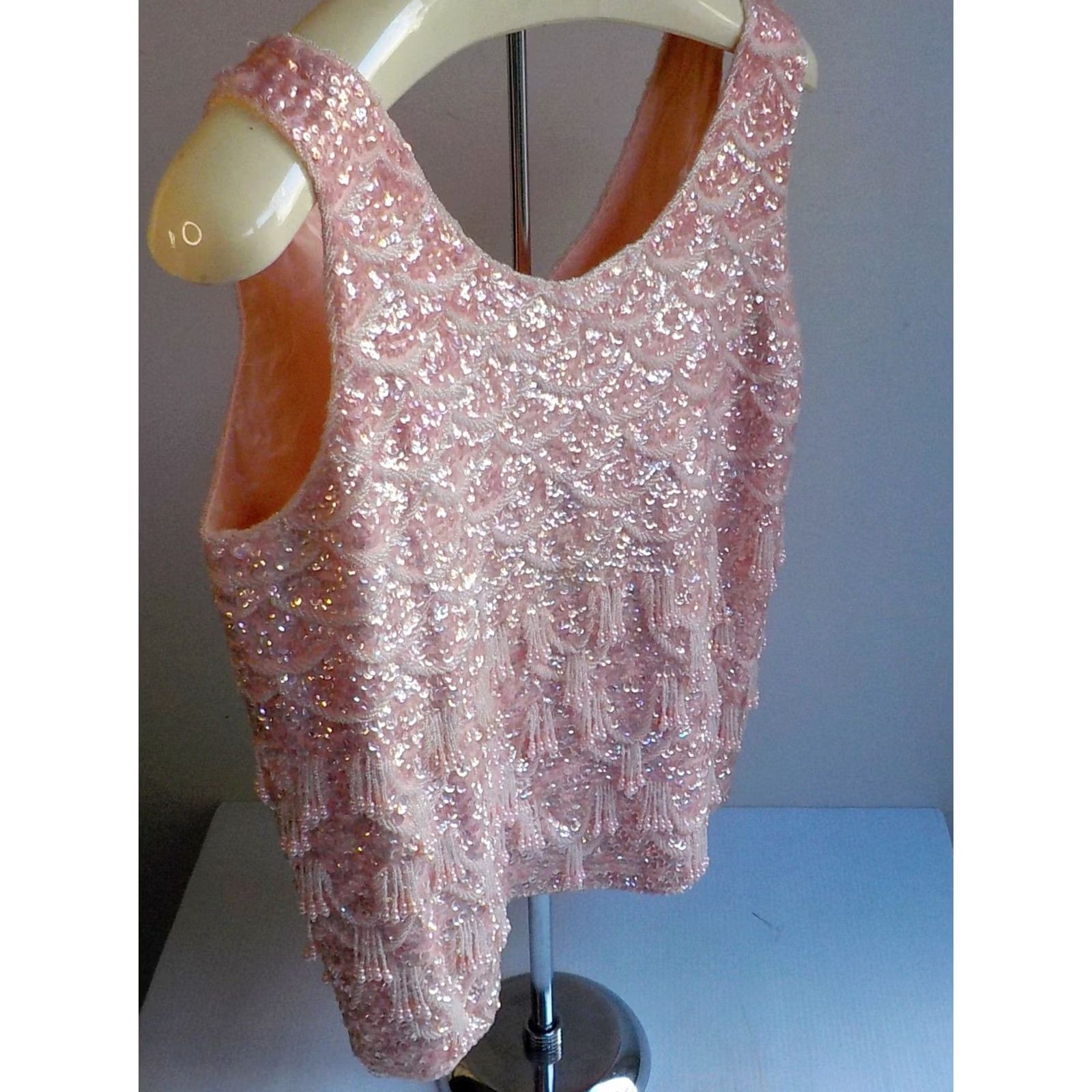 J Brand VTG Unbranded Shirt 38 Pink Beaded Sleeveless Blouse 100% Wool Hong Kong Womens Eveningwear Size XS / US 0-2 / IT 36-38 - 3 Thumbnail