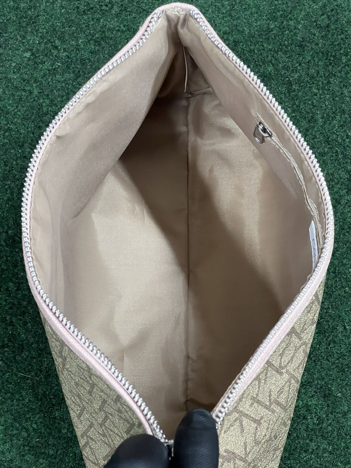 Calvin Klein Calvin Klein Monogram Large Handbag Size ONE SIZE - 5 Thumbnail