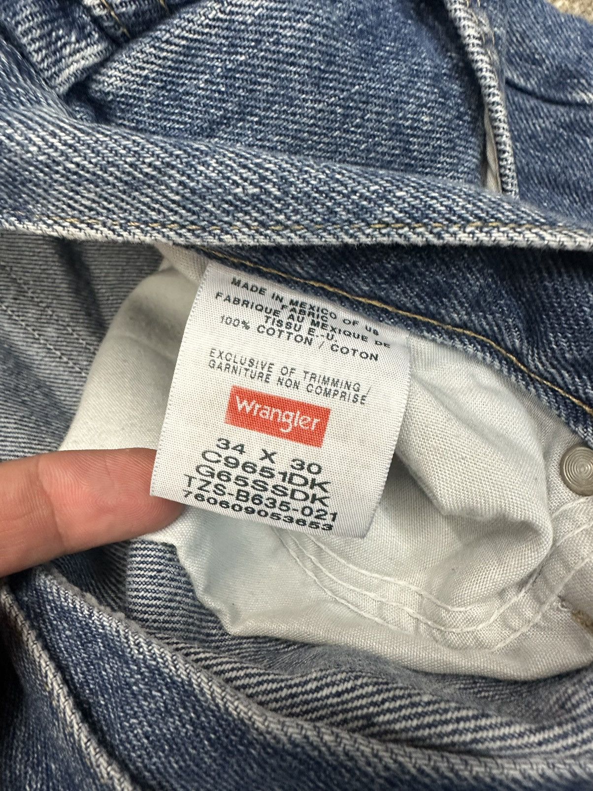 Vintage × Wrangler Wrangler Cutoff Distressed Jean Shorts Size 34 Size US 34 / EU 50 - 3 Thumbnail