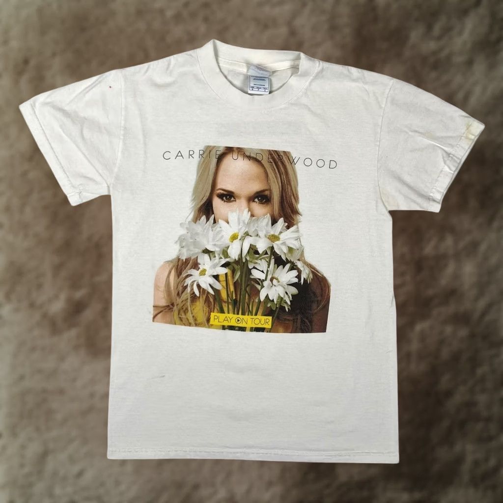Vintage Carrie Underwood Play On Tour T-Shirt Mens Small White 2010 Concert Country Men S White 2010 Tour Size US S / EU 44-46 / 1 - 1 Thumbnail