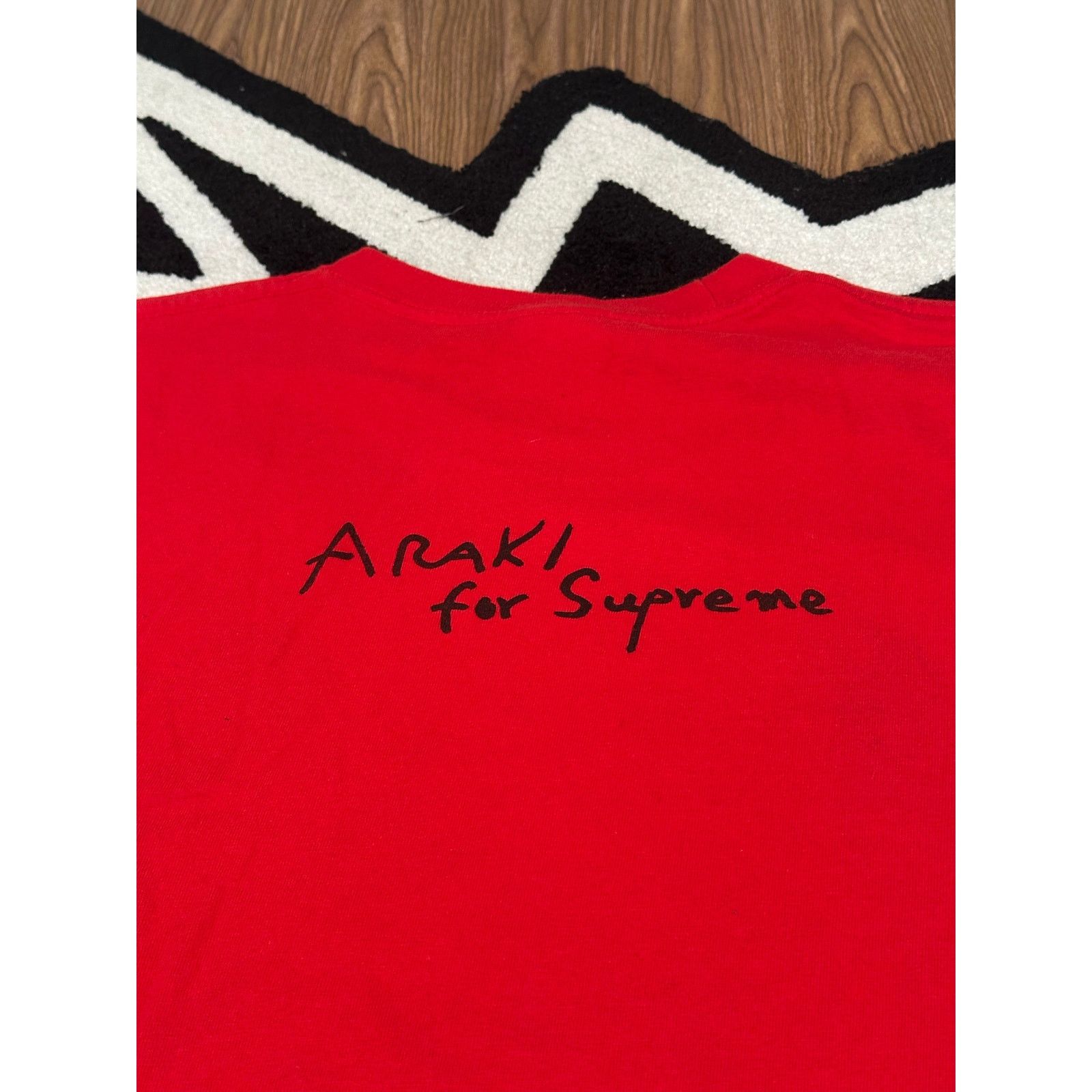 Supreme Supreme Akari Rose Tee – Red – Size Large Size US L / EU 52-54 / 3 - 13 Thumbnail