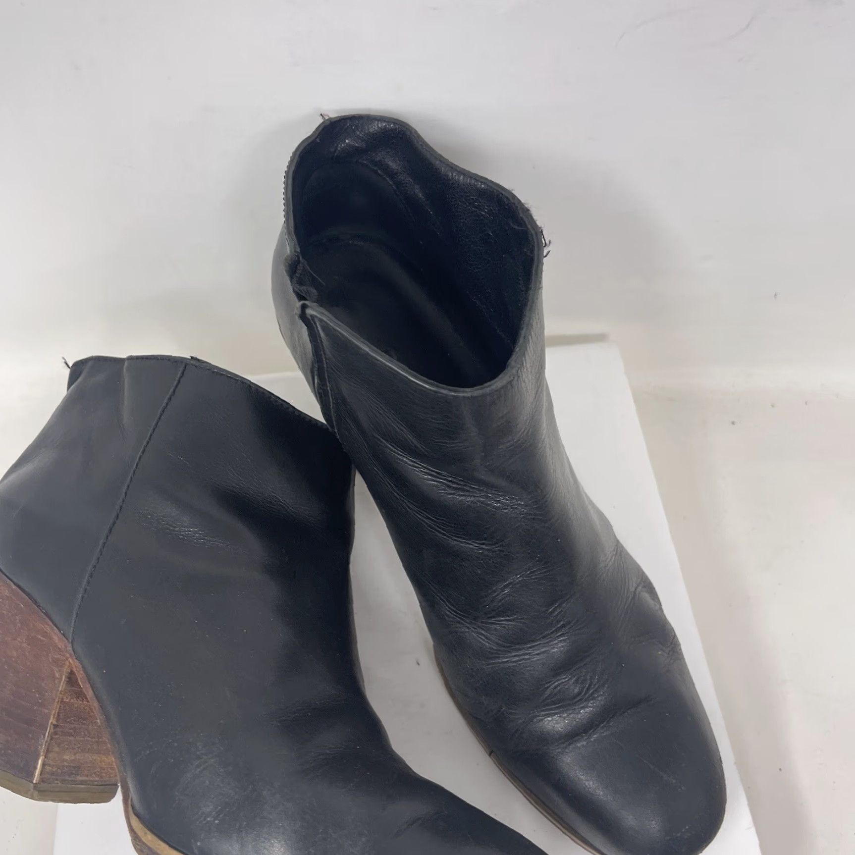 Rachel Comey Rachel Comey Mars Booties 7.5 Black Leather Chunky Heel Womens Size US 7.5 / IT 37.5 - 4 Thumbnail