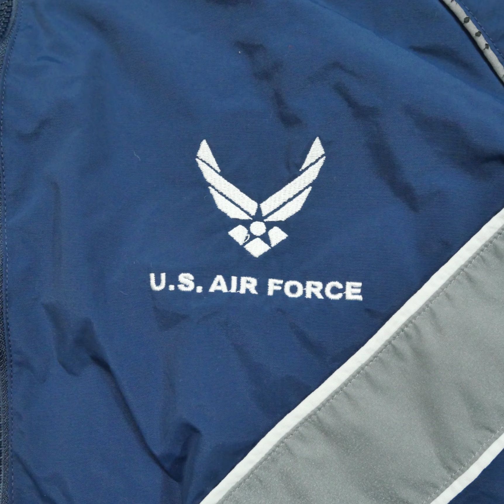 Vintage VINTAGE SKILCRAFT US Air Force Jacket Mens XL Blue Windbreaker Full Zip Hooded Y2K Size US XL / EU 56 / 4 - 2 Thumbnail