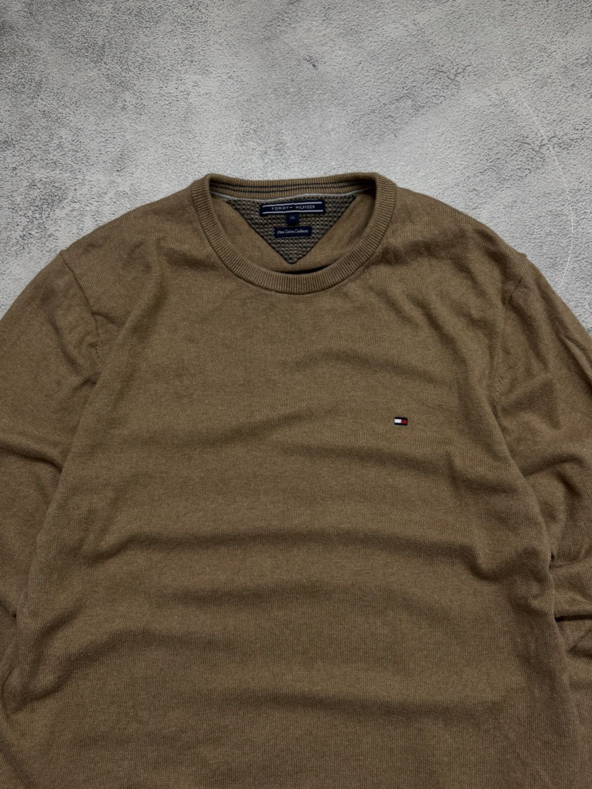 Tommy Hilfiger Vintage Brown Tommy Hilfiger crewneck sweater Size US XL / EU 56 / 4 - 2 Thumbnail