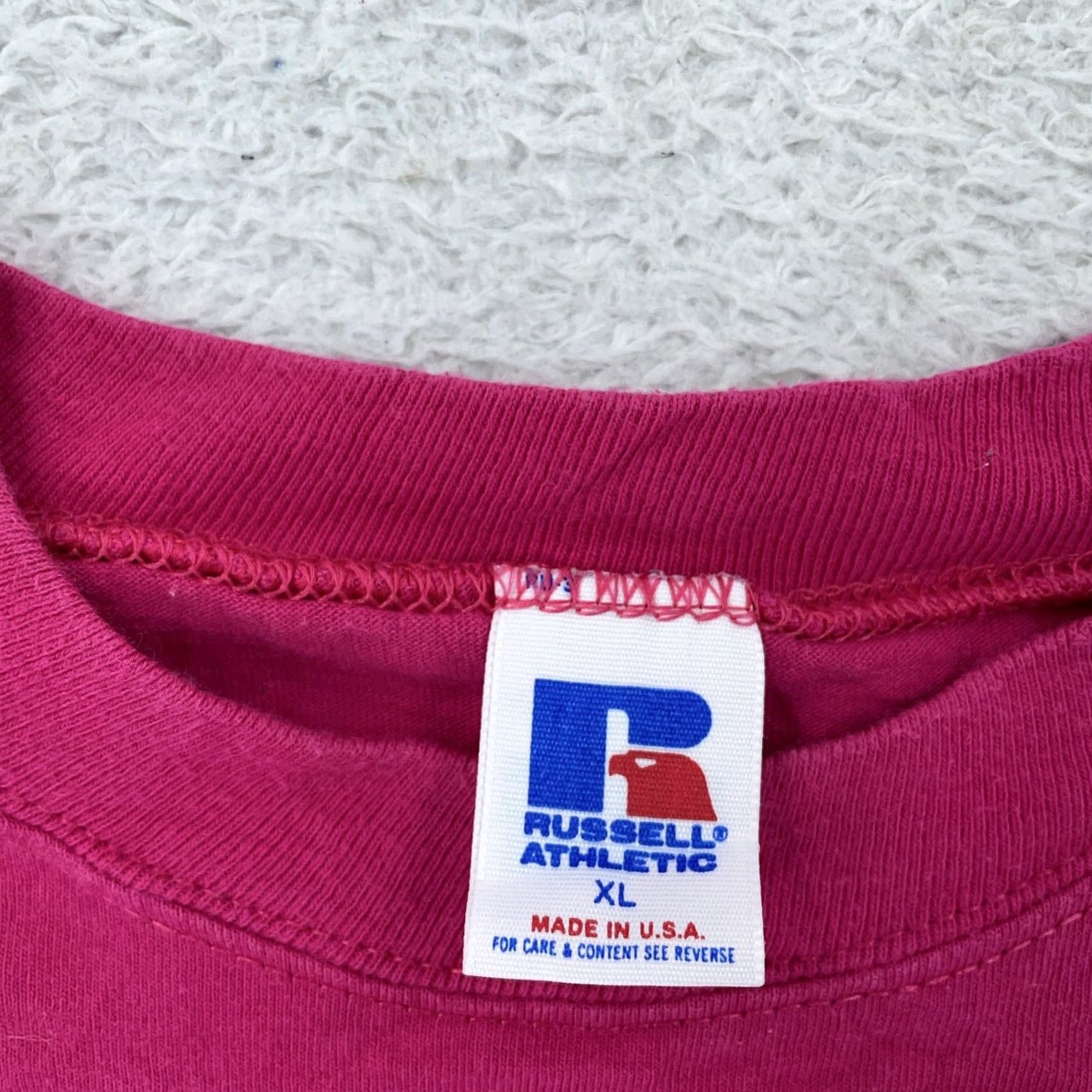 Russell Athletic VINTAGE Russell Athletic T-Shirt Mens Large Pink Cotton 90s Tee Crew Neck Short Sleeve Shirts Mens Size US L / EU 52-54 / 3 - 7 Thumbnail
