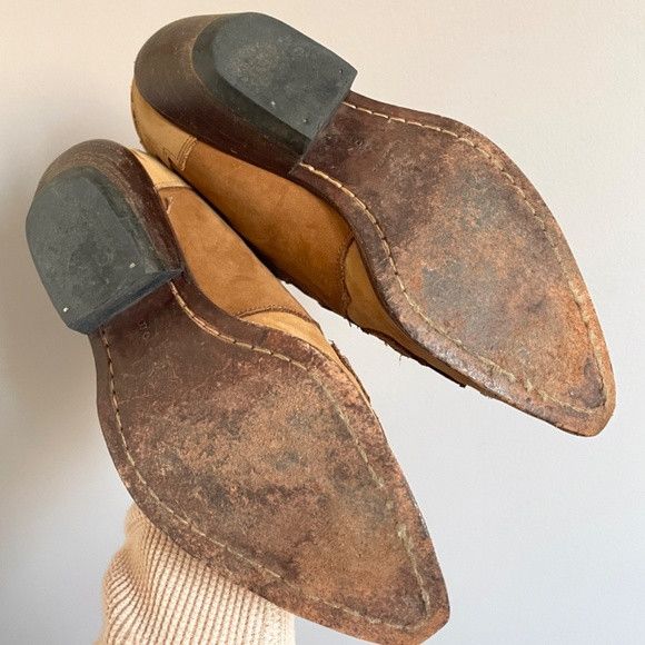 Guess × Vintage Vintage Guess Leather Cowboy Style Heeled Shoes - 6/5-5.5US Size US 5.5 / IT 35.5 - 8 Thumbnail