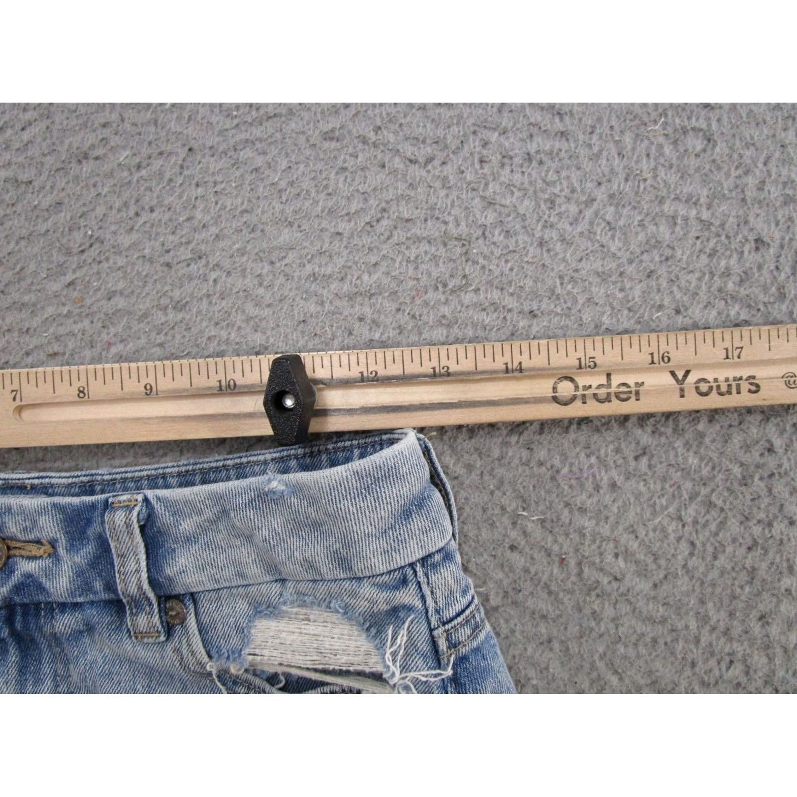 American Eagle Outfitters American Eagle Outfitters Mom Shorts Denim High Rise Blue 0 Comfort Stretch Waistband 5-Pocket Women Summer Vintage No (adjust to 200 chars max) Size 25" / US 0 / IT 36 - 5 Thumbnail
