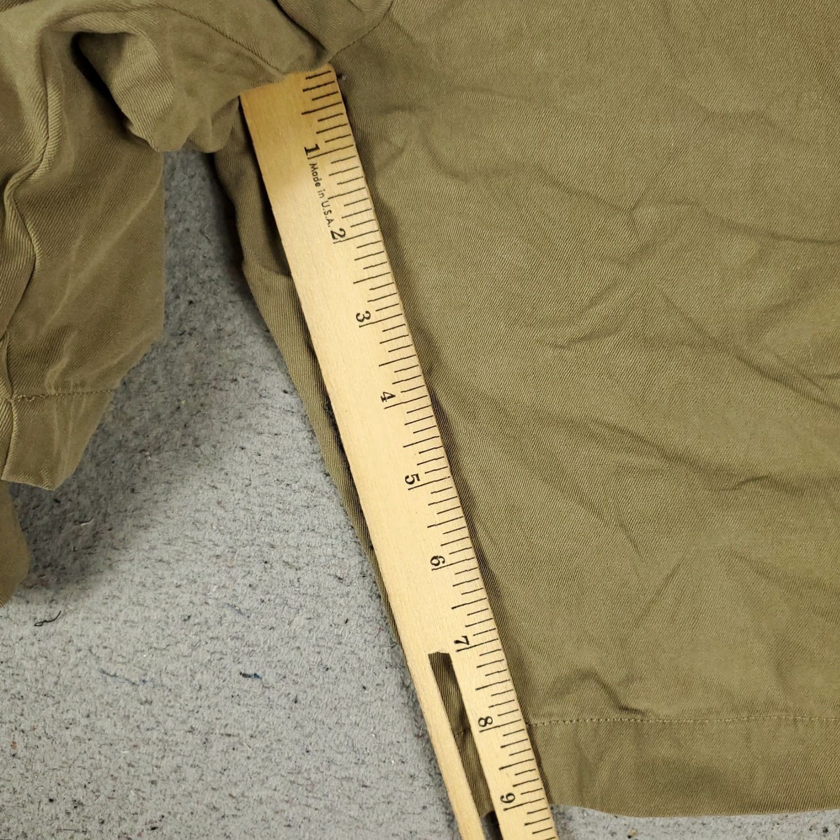 Tommy Bahama Tommy Bahama Shorts Mens Size 40 Beige Silk Pleated Slash Pockets Chino Size US 40 / EU 56 - 6 Thumbnail