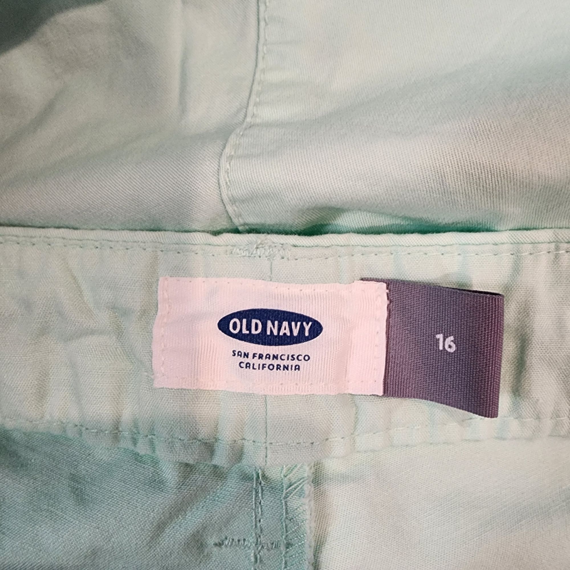 Old Navy Old Navy Women 16 Shorts Stretch Slit Pockets pale green Fla Size 38" / US 16 / IT 52 - 3 Thumbnail