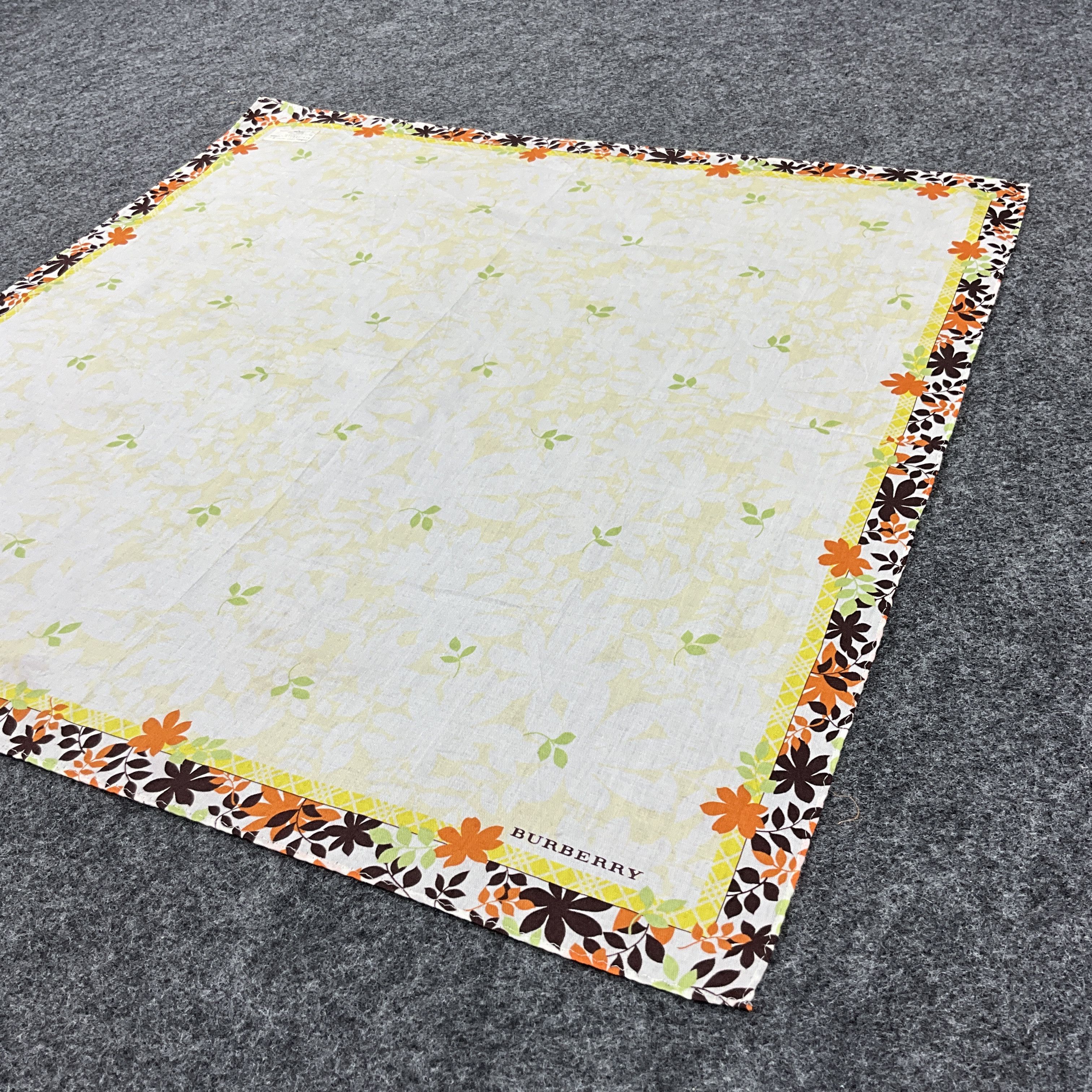 Burberry Burberrys Handkerchief / Bandana / Neckerchief B013 Size ONE SIZE - 3 Thumbnail