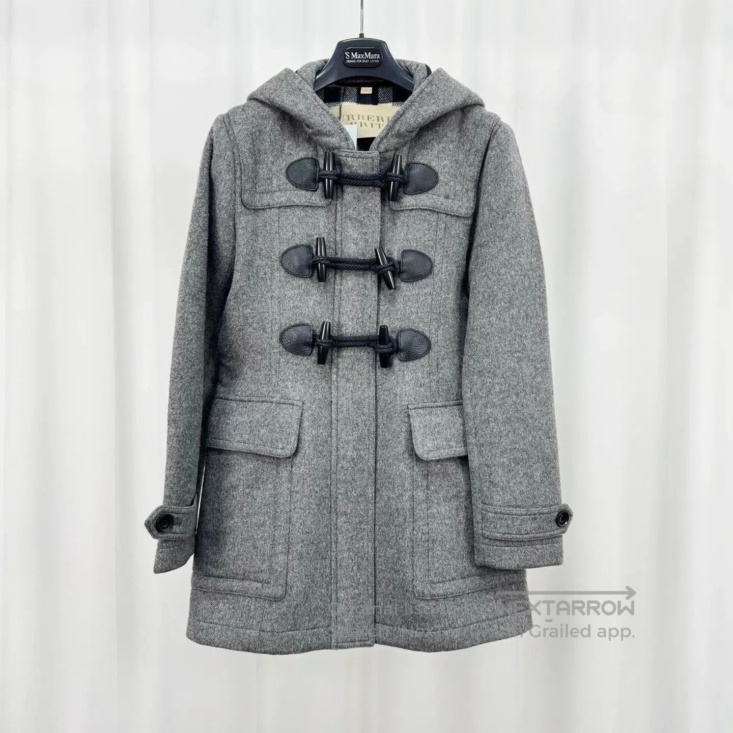 Burberry gray plaid wool coat with hood. Size M / US 6-8 / IT 42-44 - 1 Thumbnail