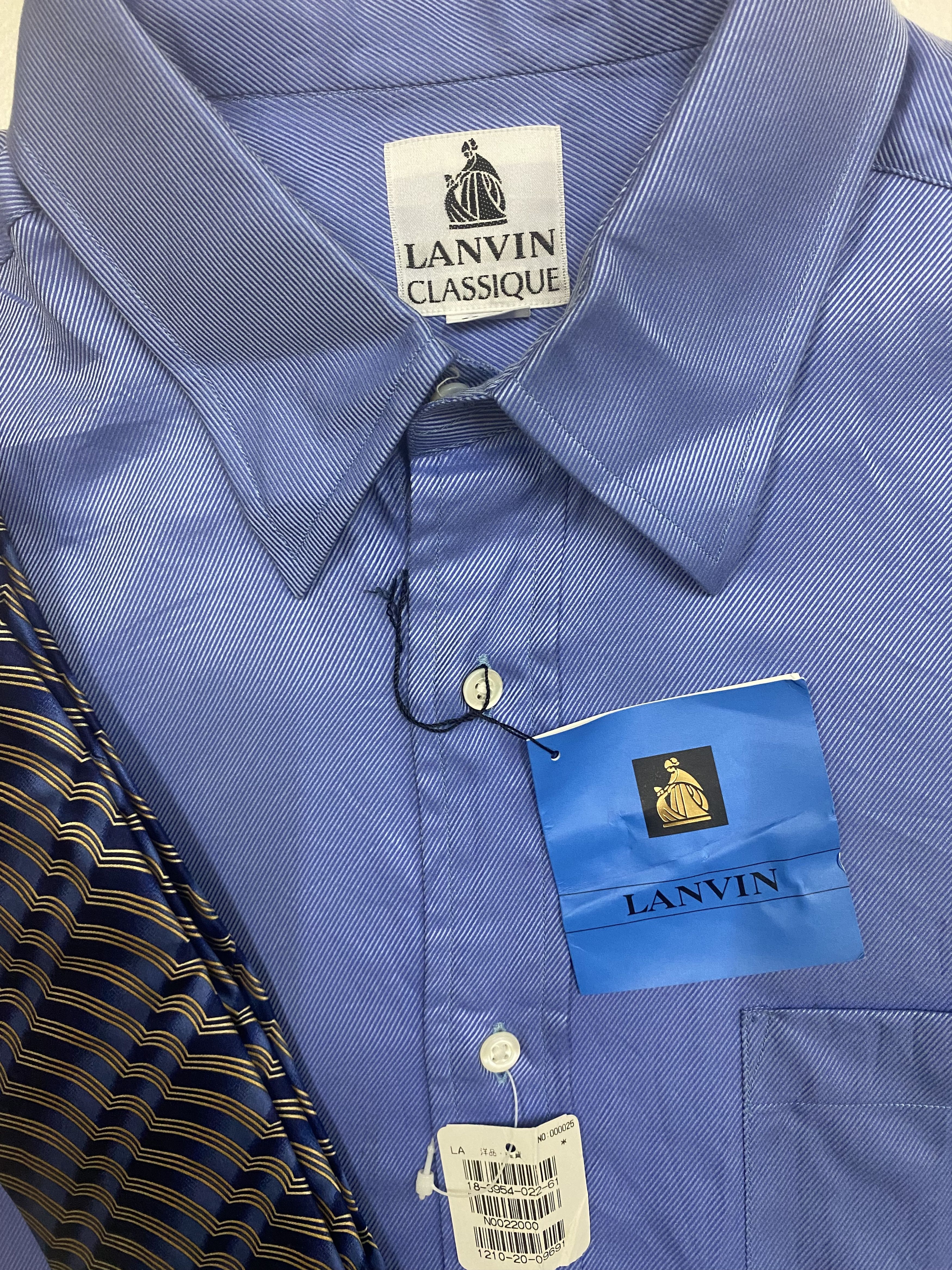 Lanvin NWT Lanvin Button Up with Neck Tie Size US M / EU 48-50 / 2 - 4 Thumbnail