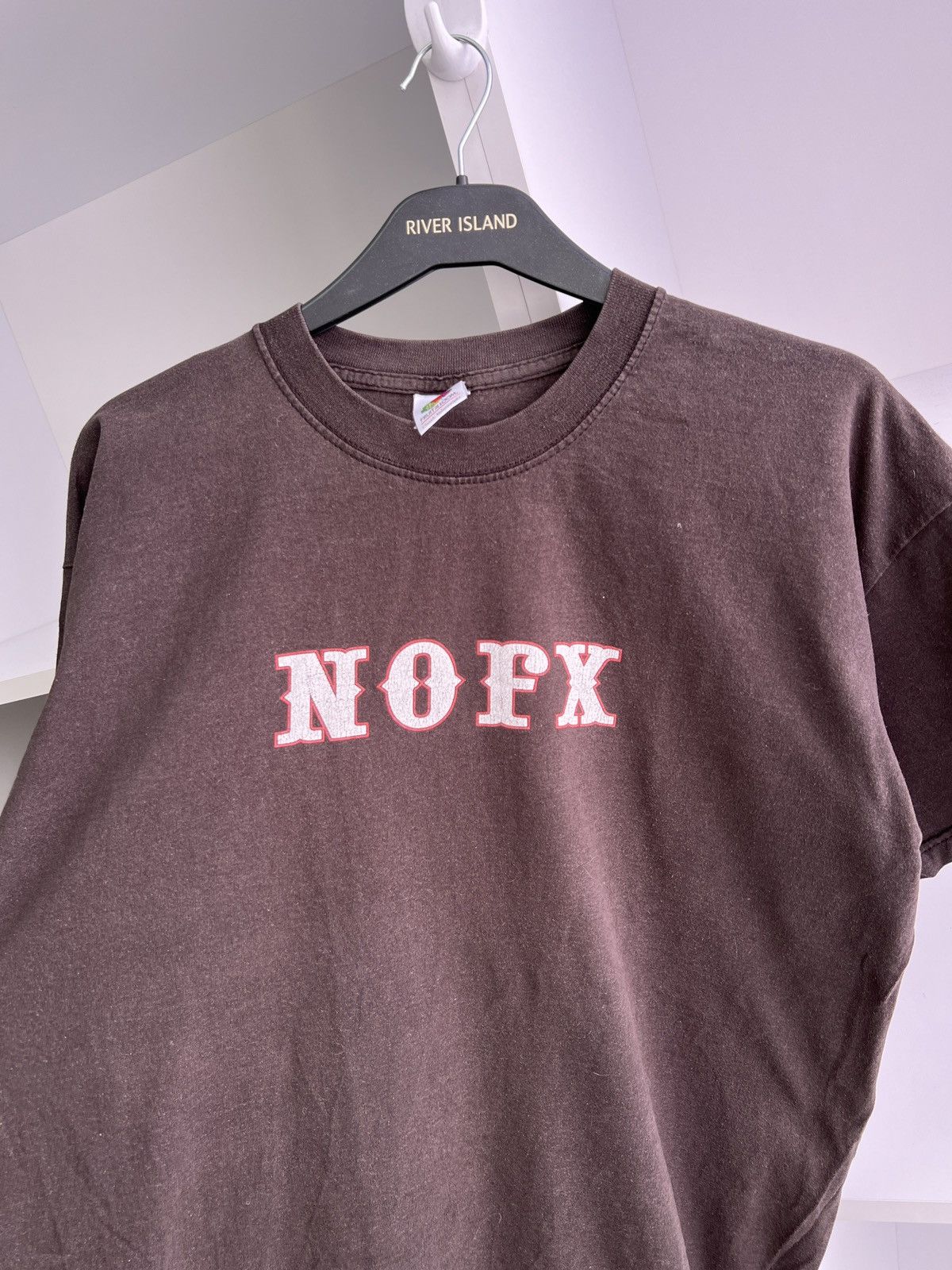 Band Tees × Vintage Vintage Nofx Logo Brown T-shirt Size US L / EU 52-54 / 3 - 10 Thumbnail