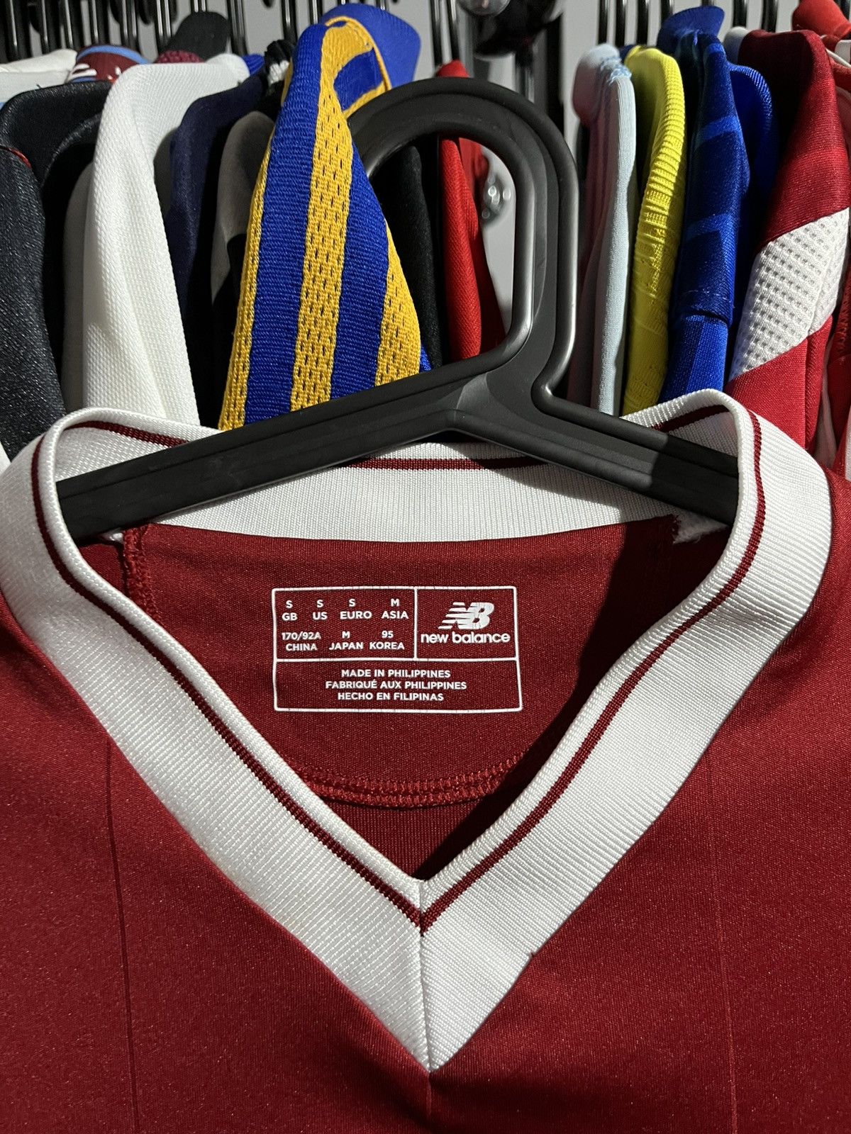 New Balance New Balance Liverpool 2017/18 Home Soccer Jersey Size US S / EU 44-46 / 1 - 11 Thumbnail