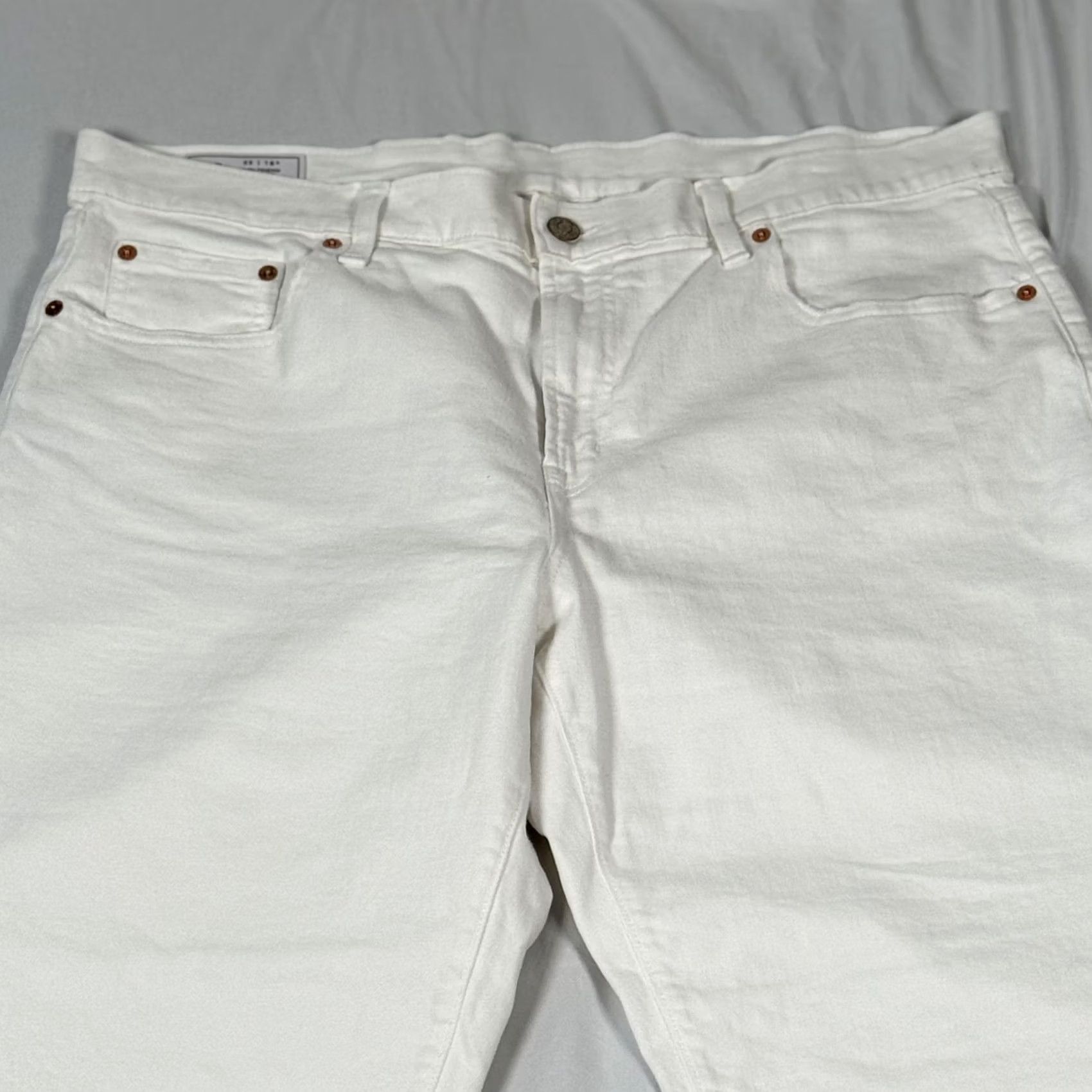 Gap VINTAGE Gap Jeans Womens 33 White Girlfriend Mid Rise Ankle Raw Hem Cropped Denim Size 24" / US 00 / IT 34 - 3 Thumbnail