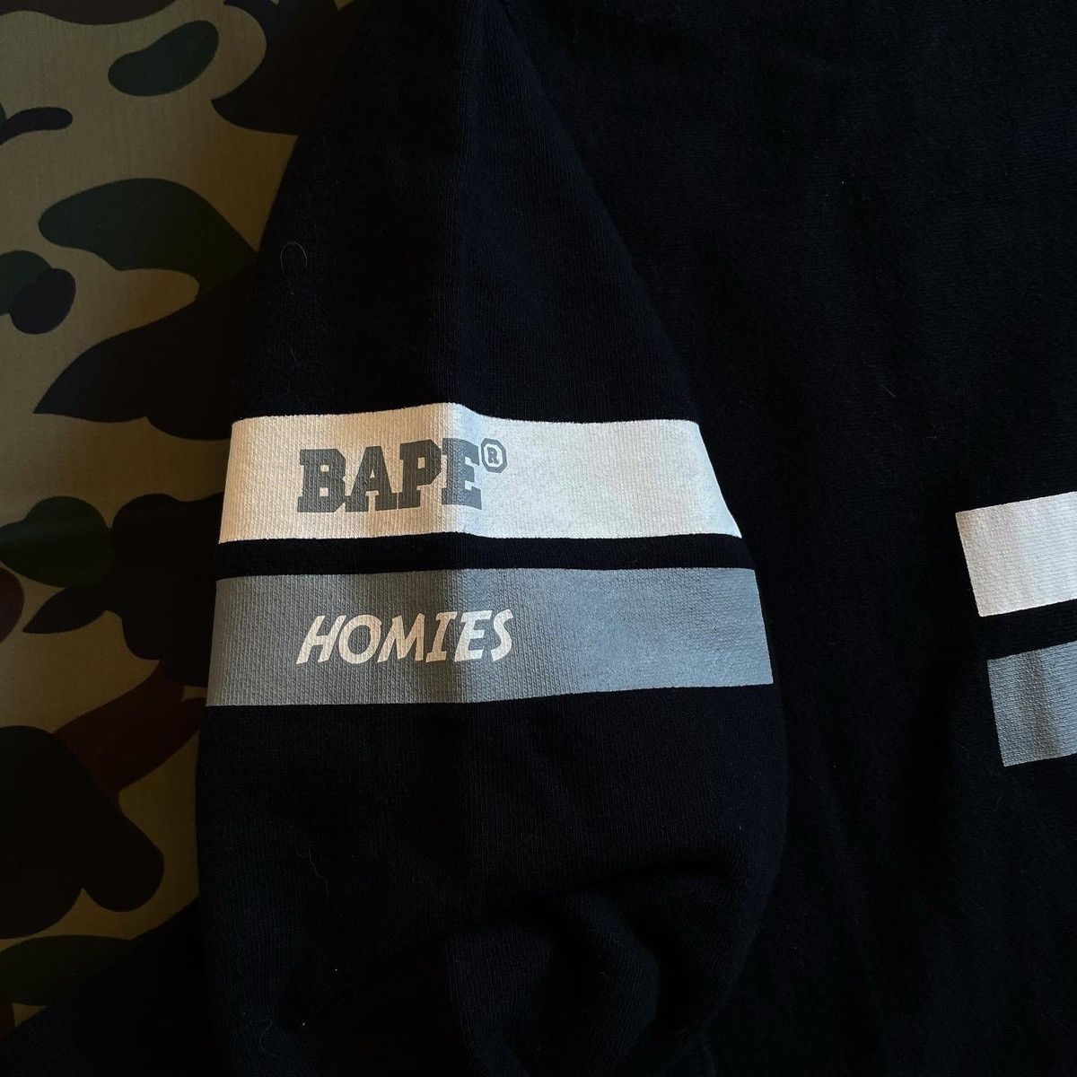 Bape × Vintage BAPE PULLOVER HOODIE Size US L / EU 52-54 / 3 - 5 Thumbnail