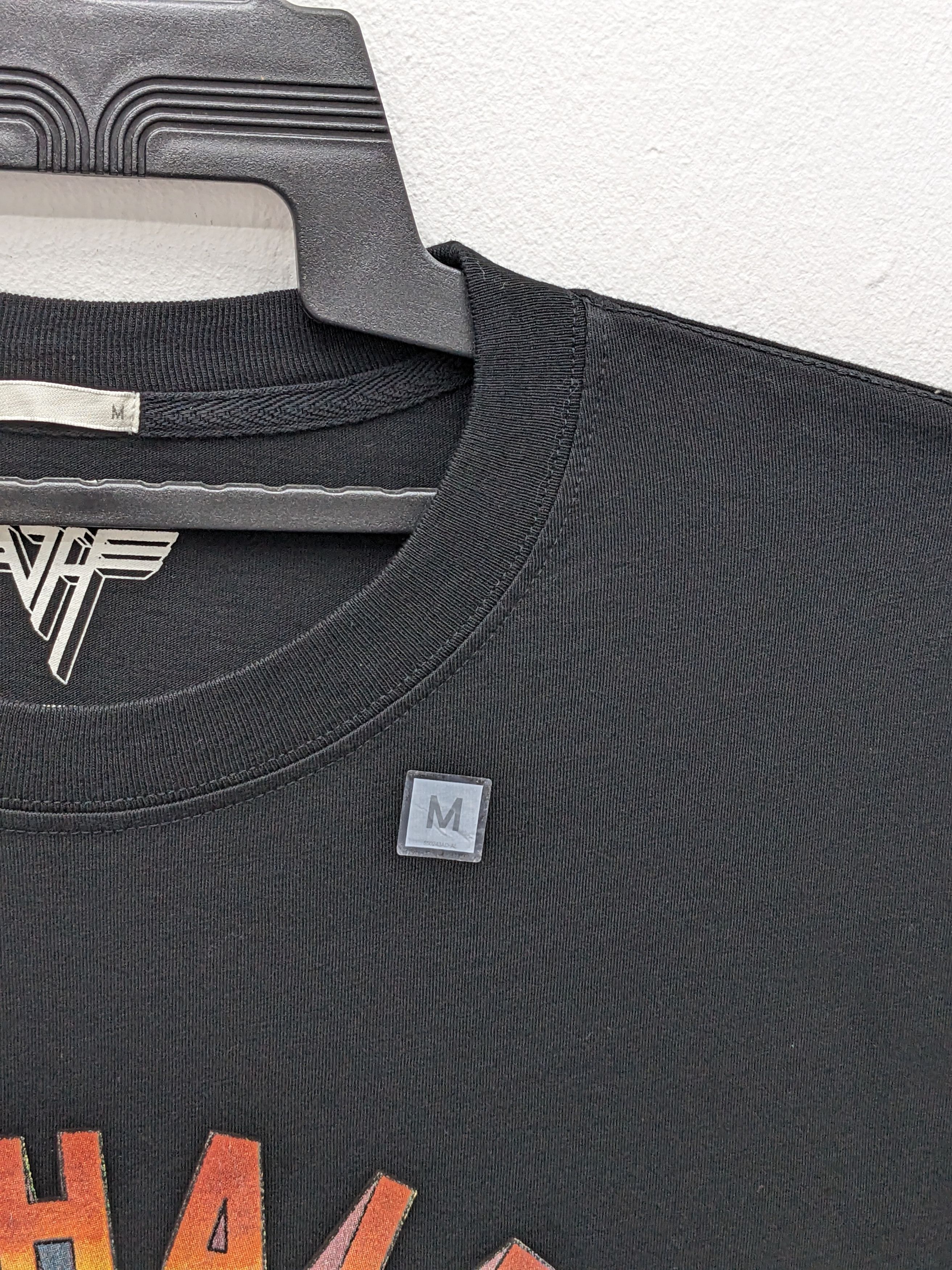 Band Tees VAN HALEN X JAPANESE BRAND GU TSHIRT Size US M / EU 48-50 / 2 - 4 Thumbnail