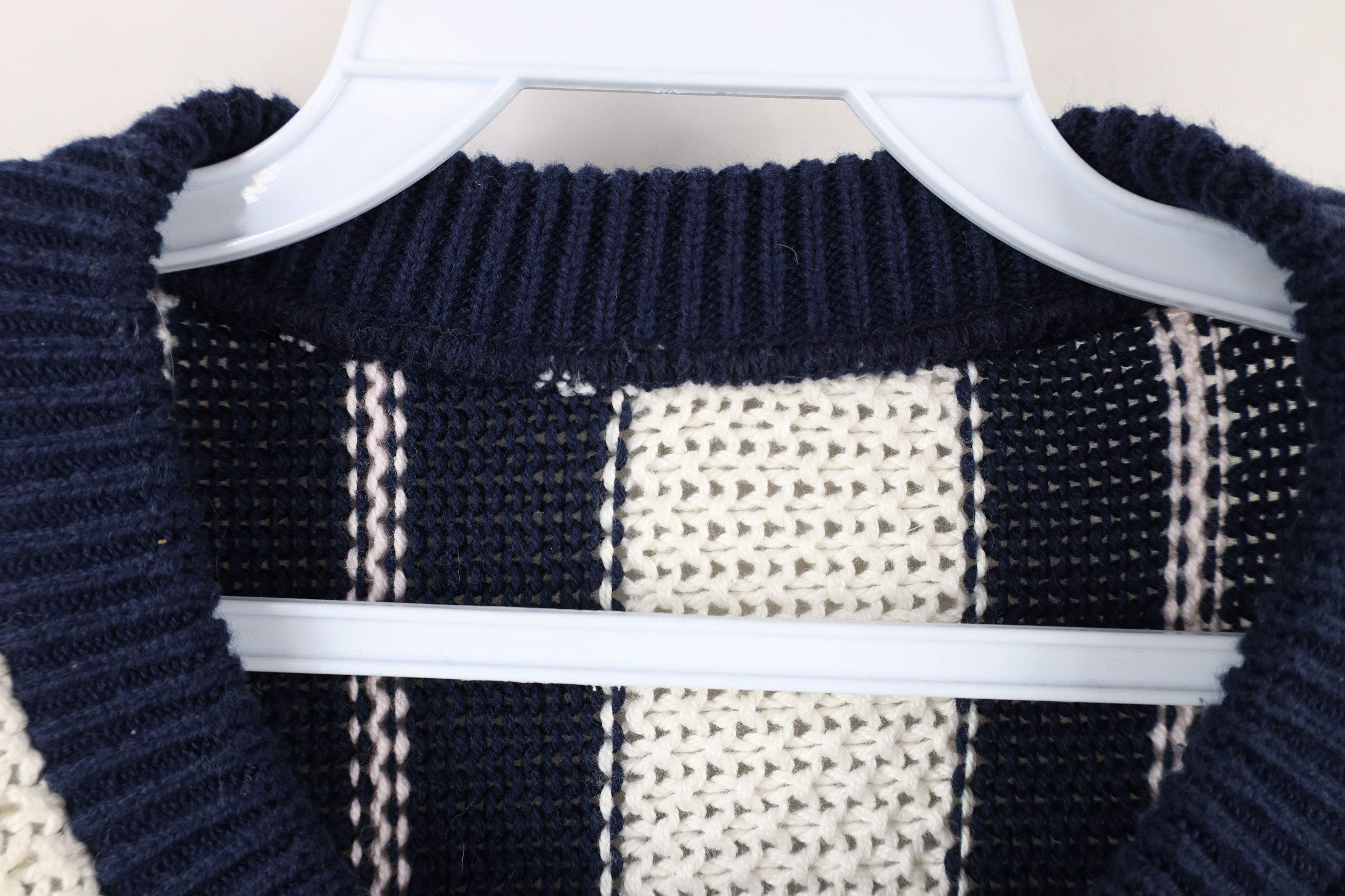 Vintage Vintage 90s Streetwear Block Thermal Knit Crewneck Sweater Size US L / EU 52-54 / 3 - 7 Thumbnail
